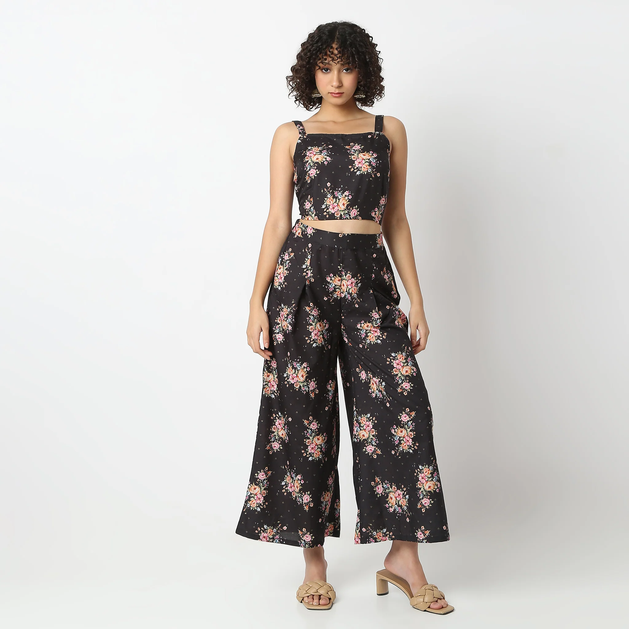 Flare Fit Printed Square Neck Crop Top And Palazzo With Cape Set - Image 3