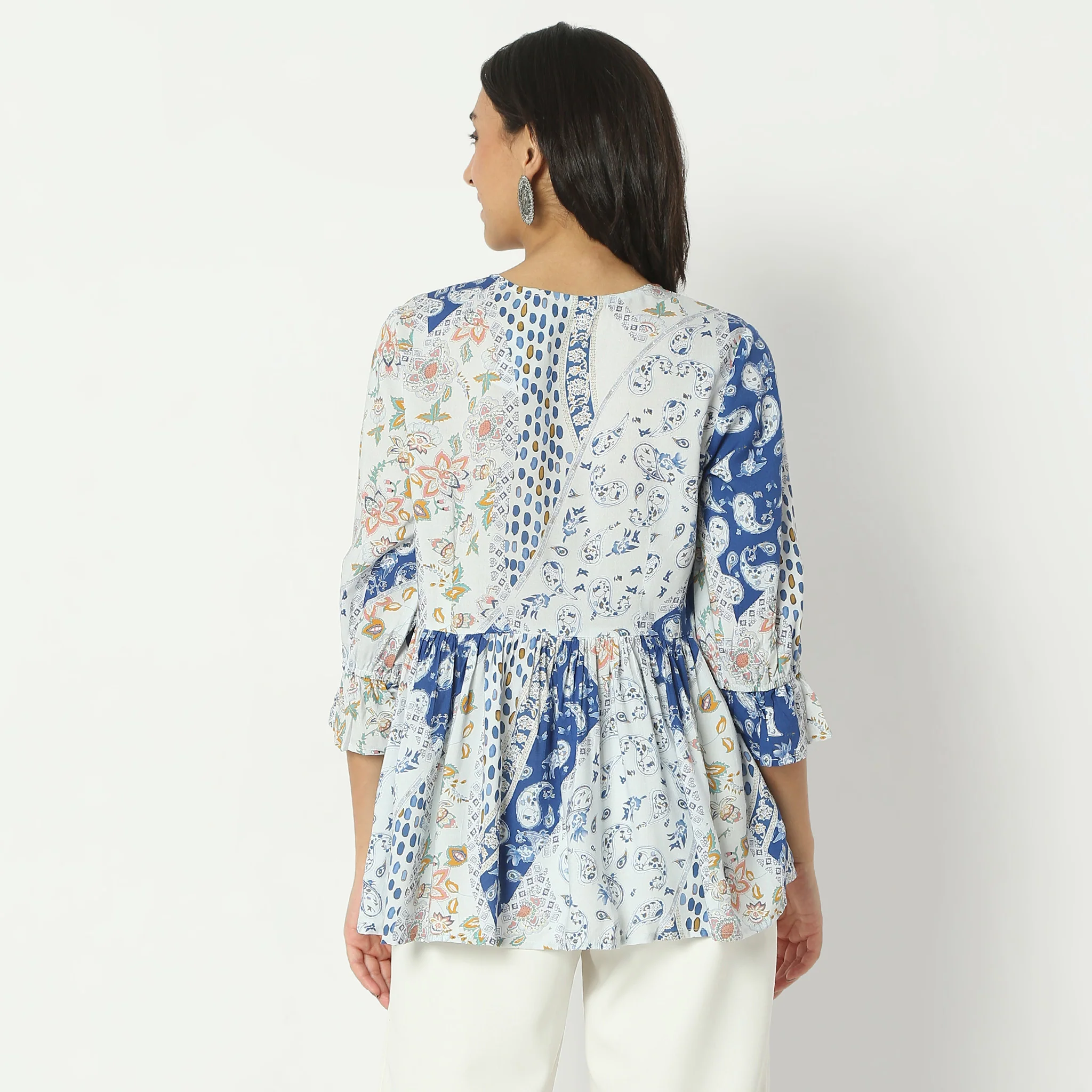 Flare Fit Printed Above Knee V-Neck Top - Image 3