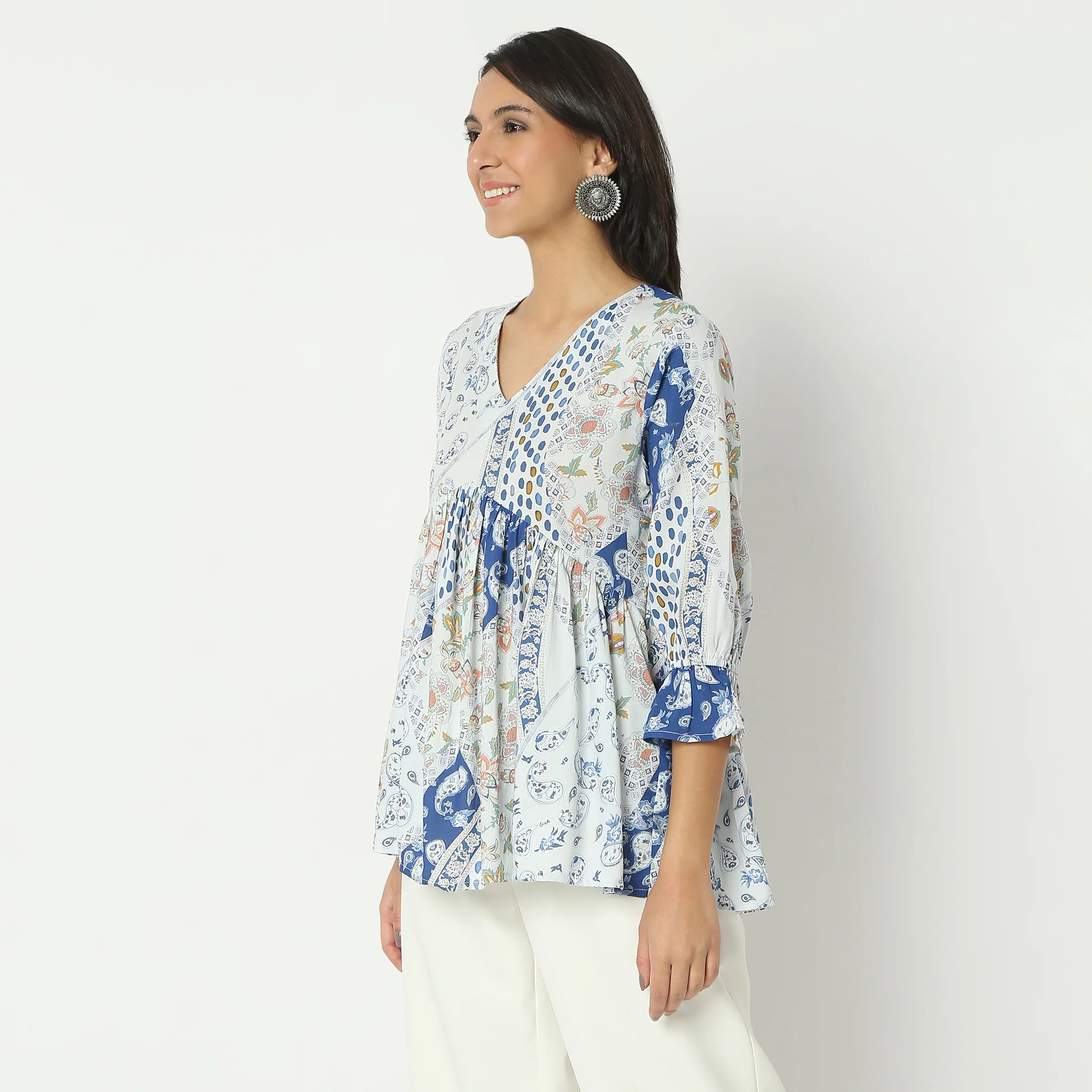 Flare Fit Printed Above Knee V-Neck Top - Image 5