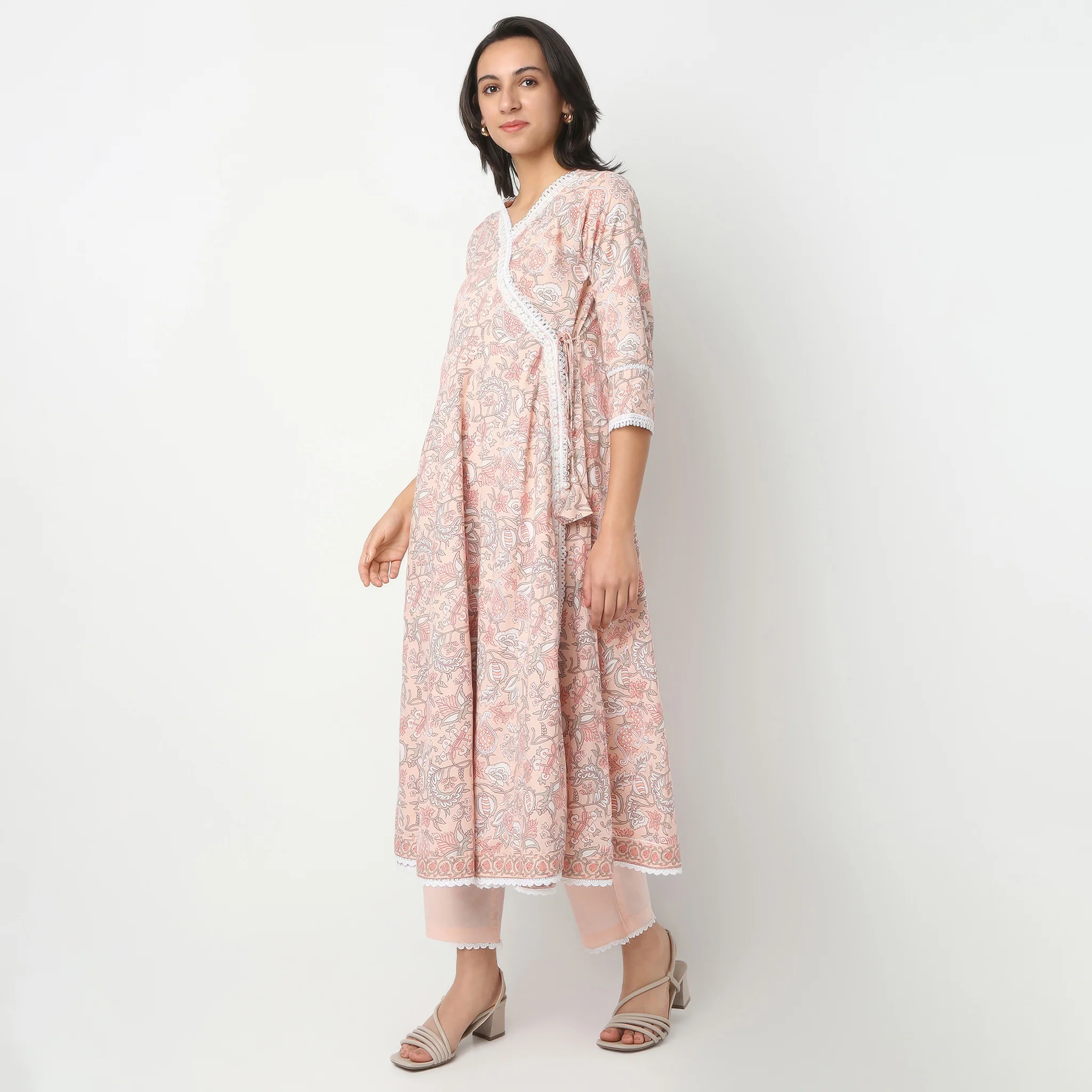 V-Neck Three-Fourth Sleeve Kurta Set Flare Fit Printed Kurta With Pant Set - Image 5
