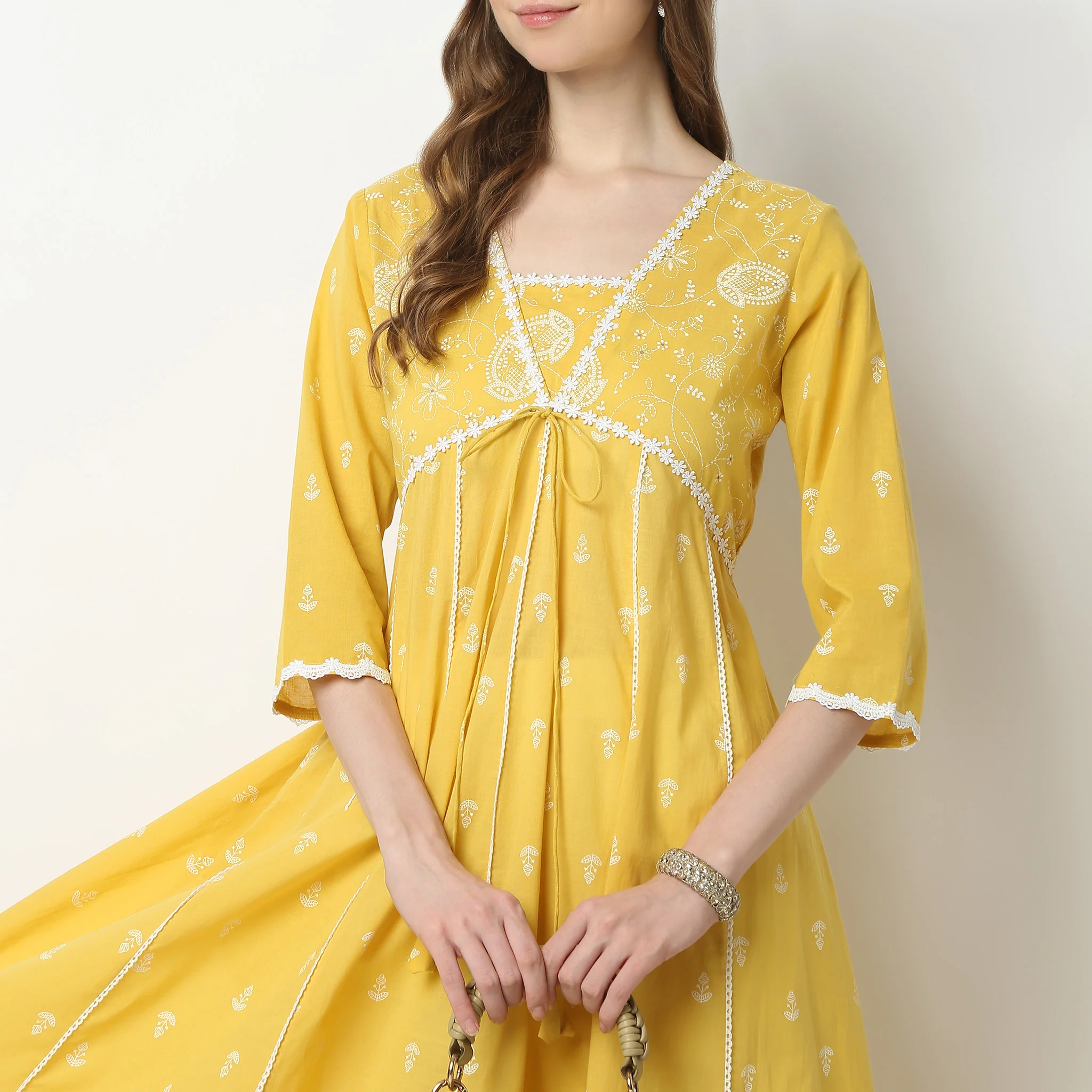 Flare Fit Printed V-Neck Flared Alia Cut Below Knee Kurta - Image 5
