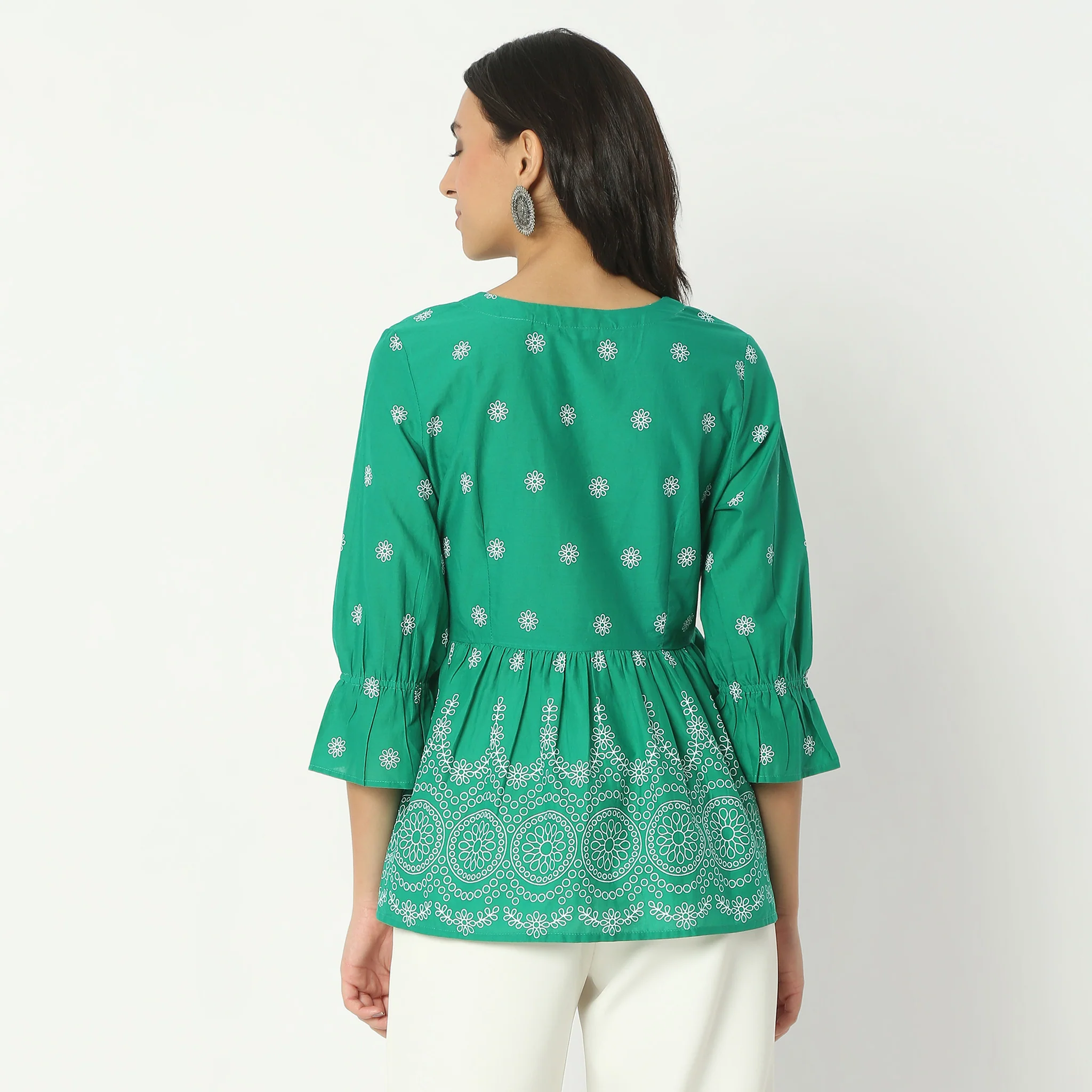 Flare Fit Printed Short Length V-Neck Alia Cut Top - Image 8