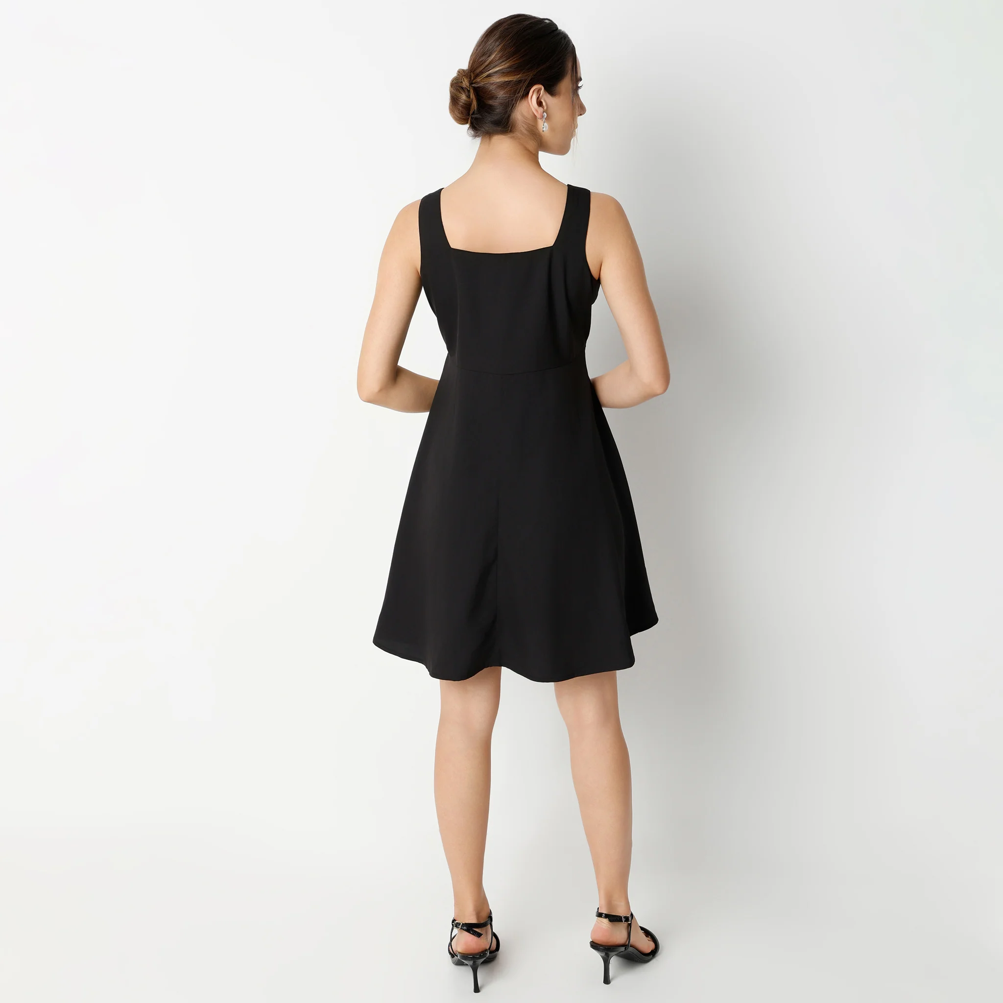 Flare Fit Knee Length Square Neck Sleeveless Dress - Image 3