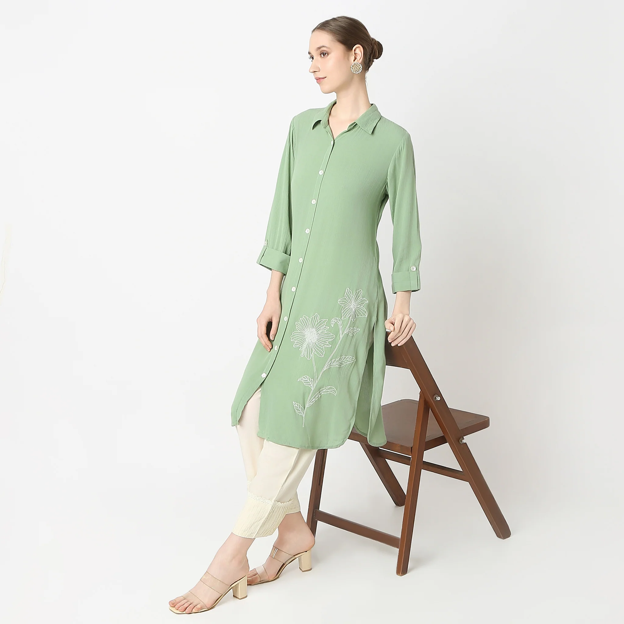 Flare Fit Below Knee Shirt Collar Straight Kurta