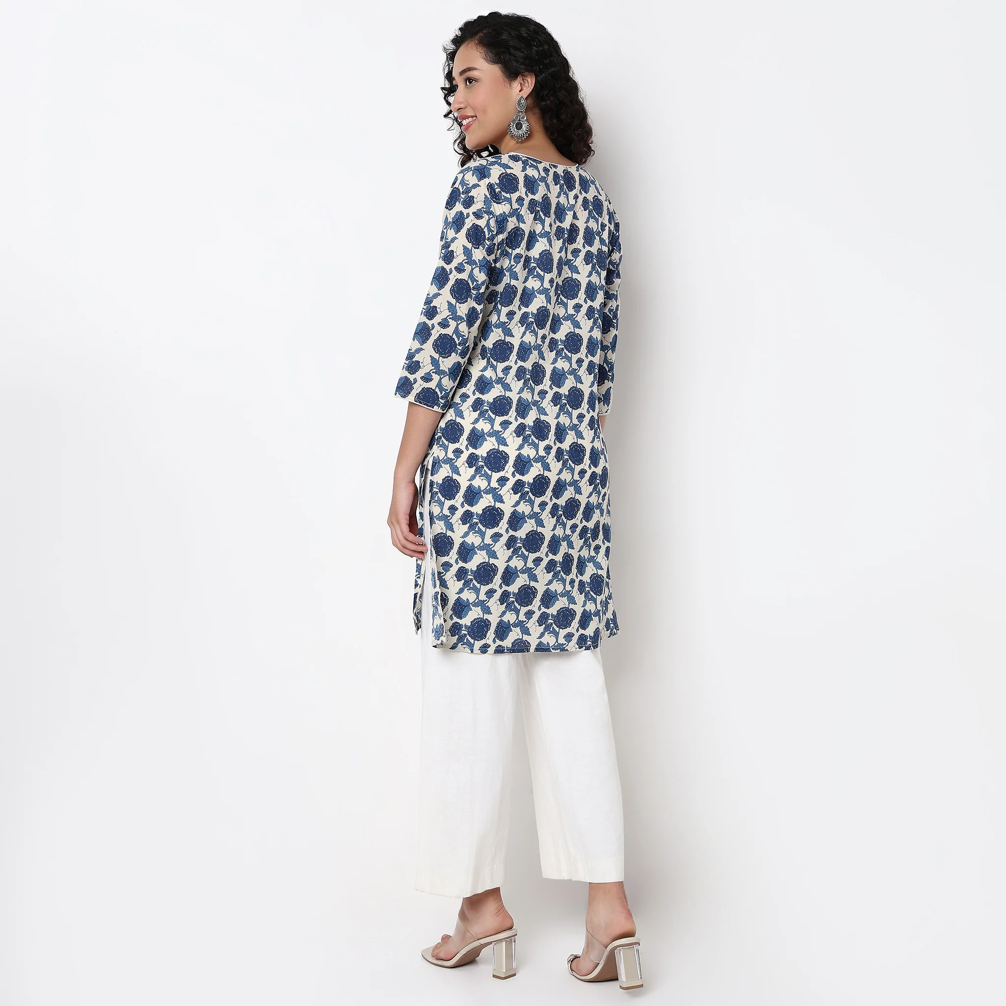 Floral Print Long Kurta - Image 3