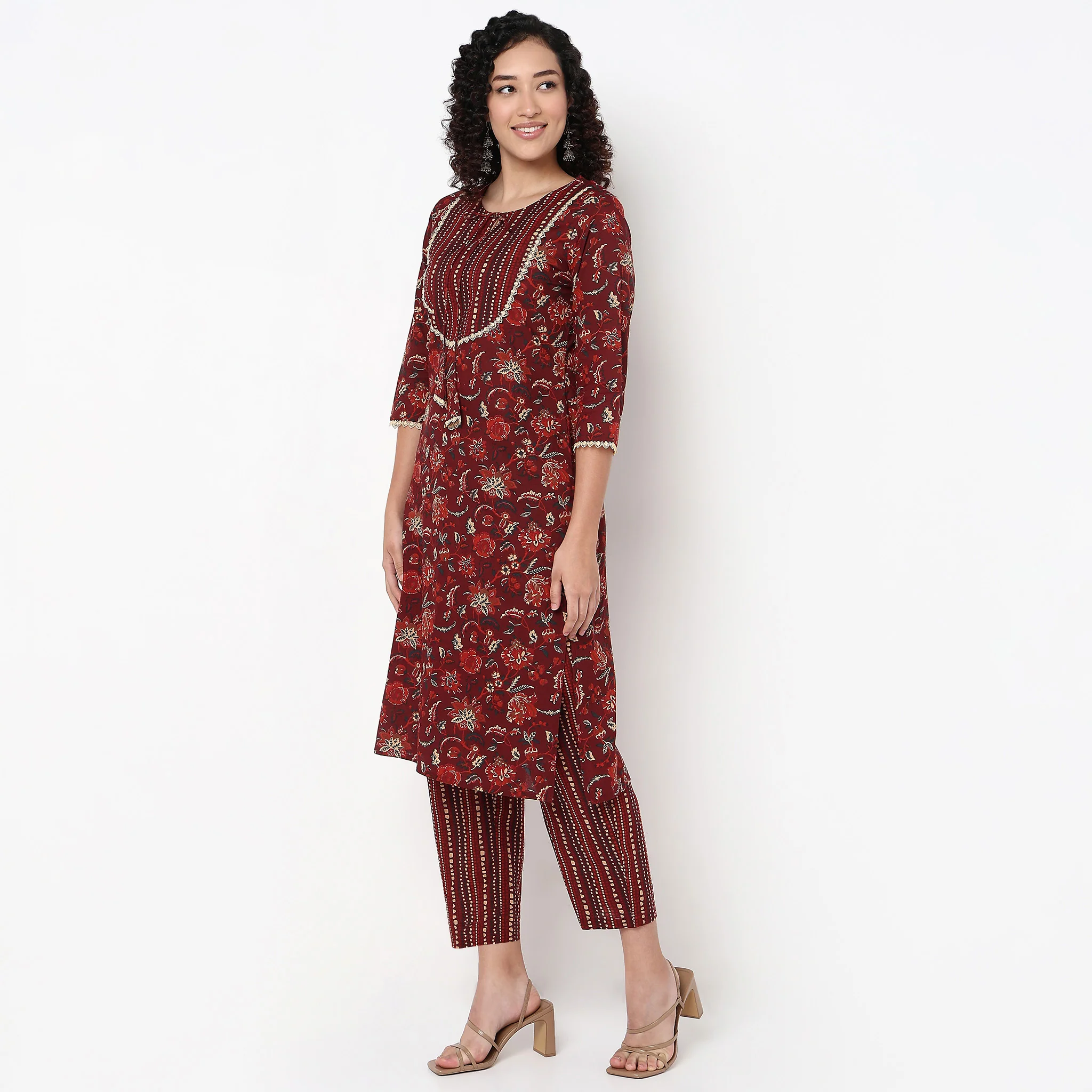 Floral Print Cotton Kurta With Pant Set - Image 5