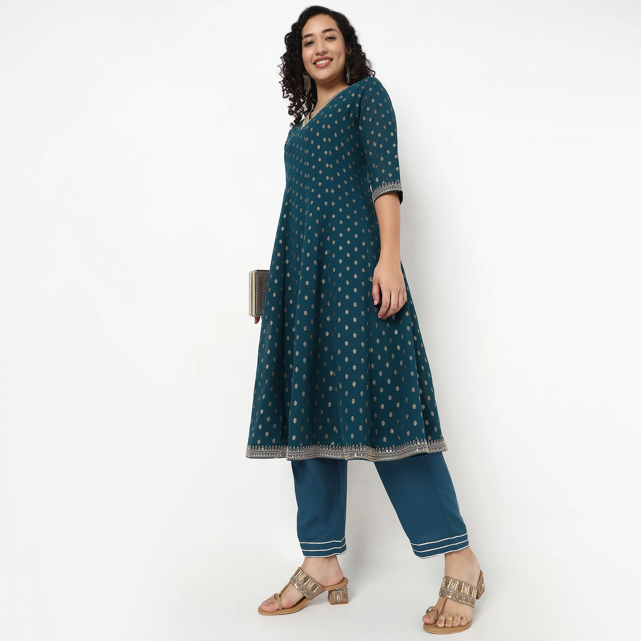 Foil Print V-Neck Flared Kurta