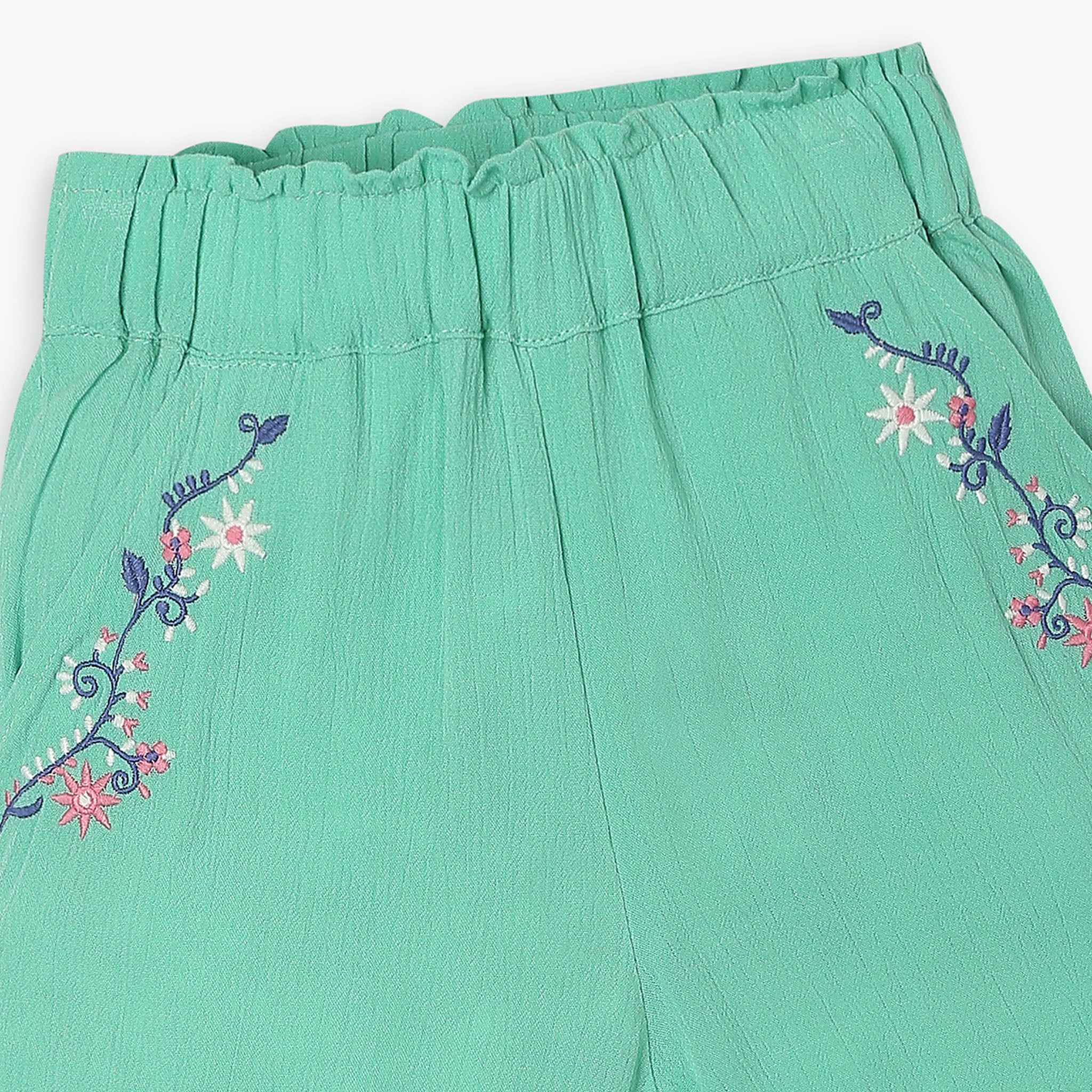 Girls Relaxed Fit Embroidered Mid Rise Shorts - Image 10