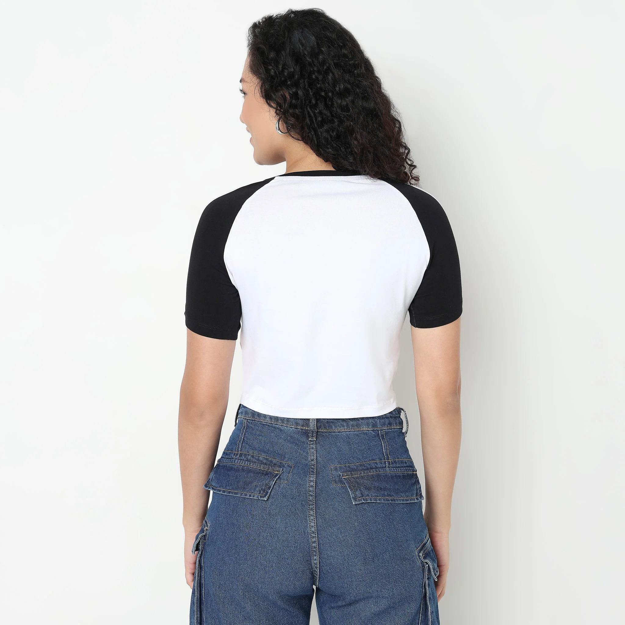 Graphic Cotton Cropped T-Shirt - Image 3