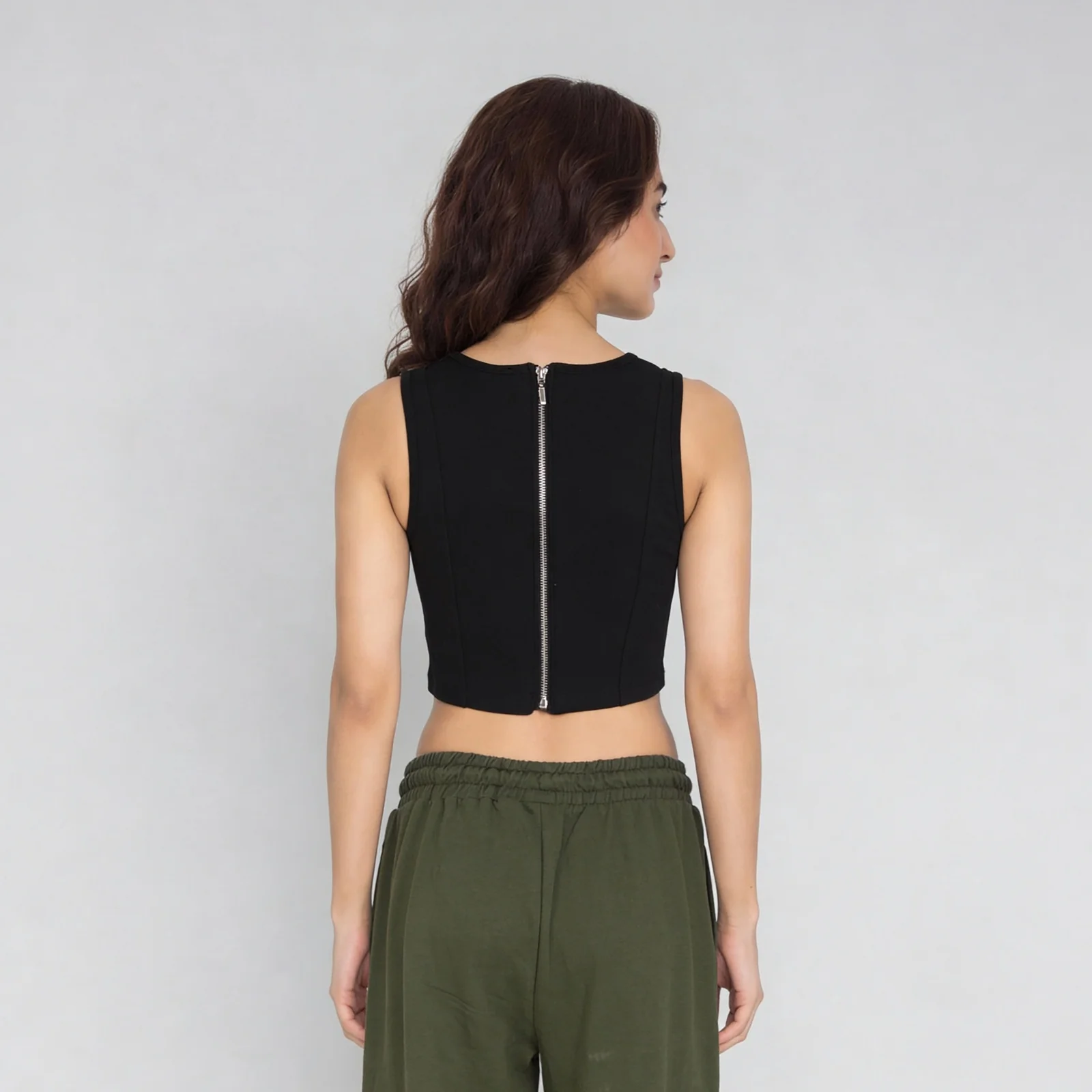 Graphic Sleeveless Crop Top - Image 3