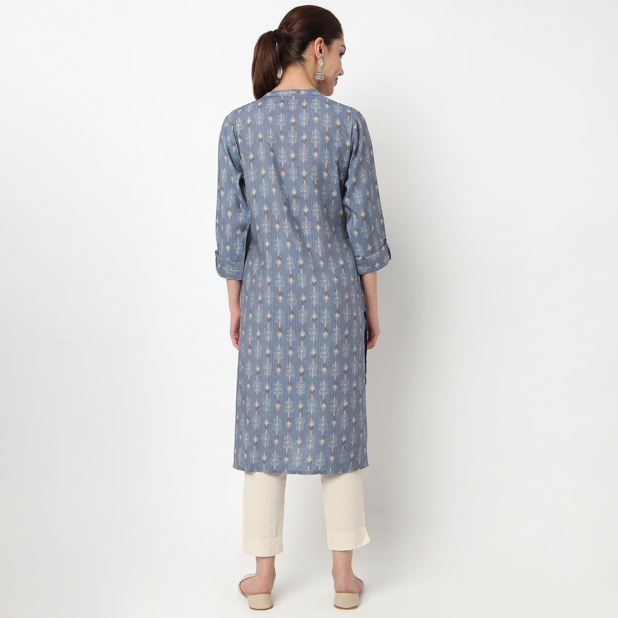 Half Placket Long Kurta - Image 4