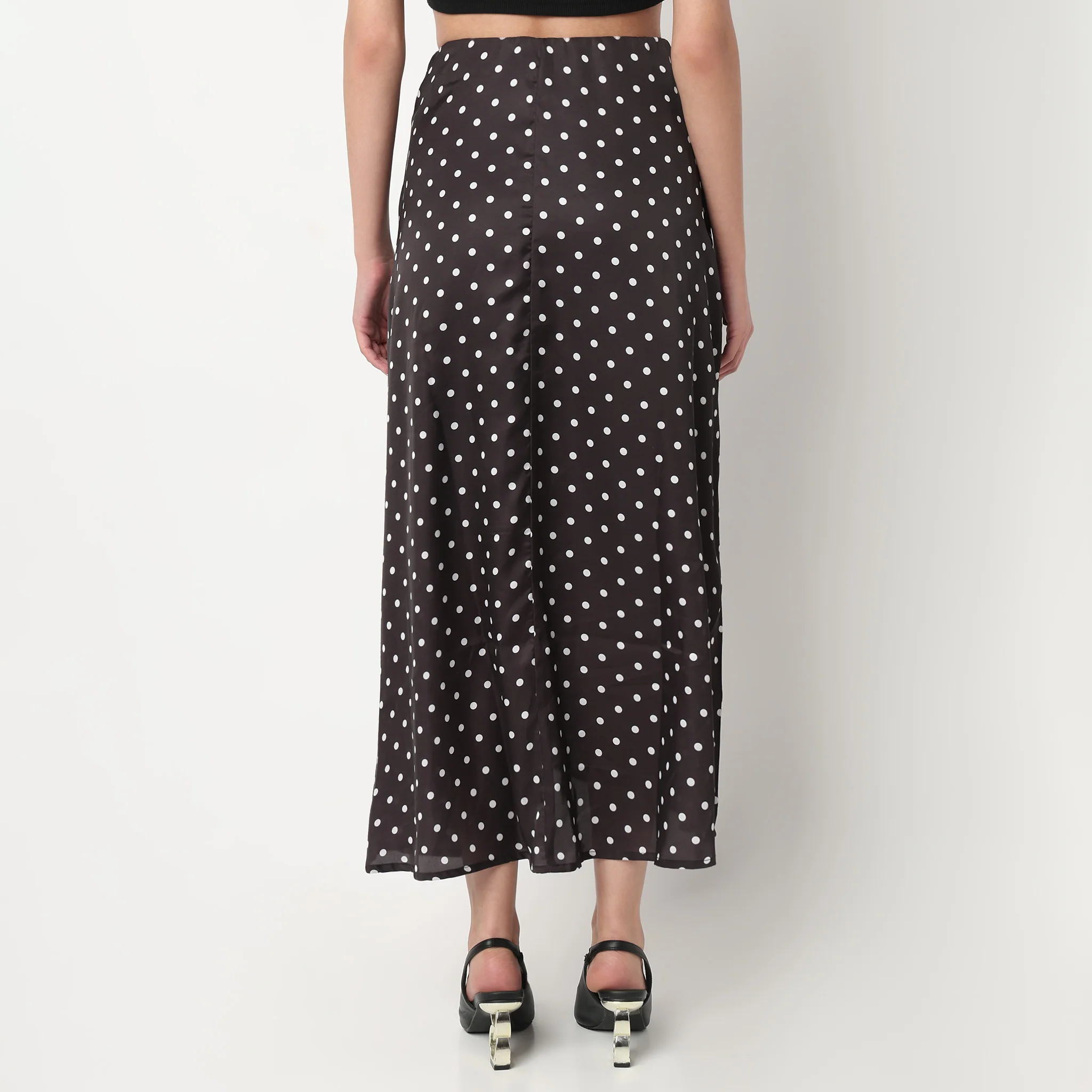 High Rise Midi Skirt With Polka Dot Print - Image 3