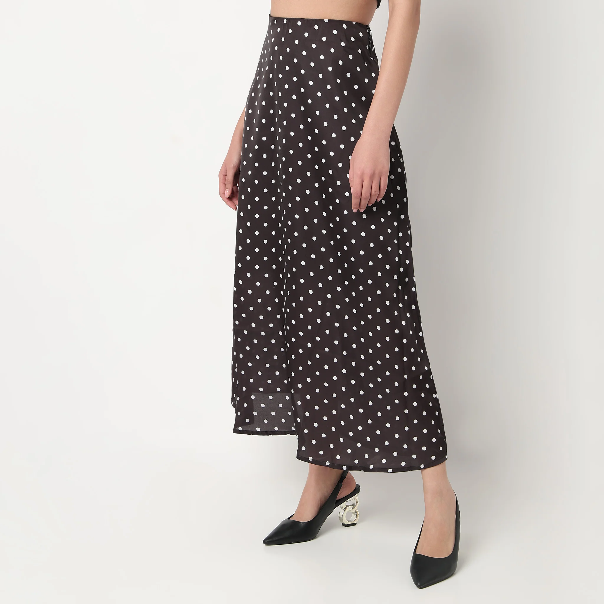 High Rise Midi Skirt With Polka Dot Print - Image 5