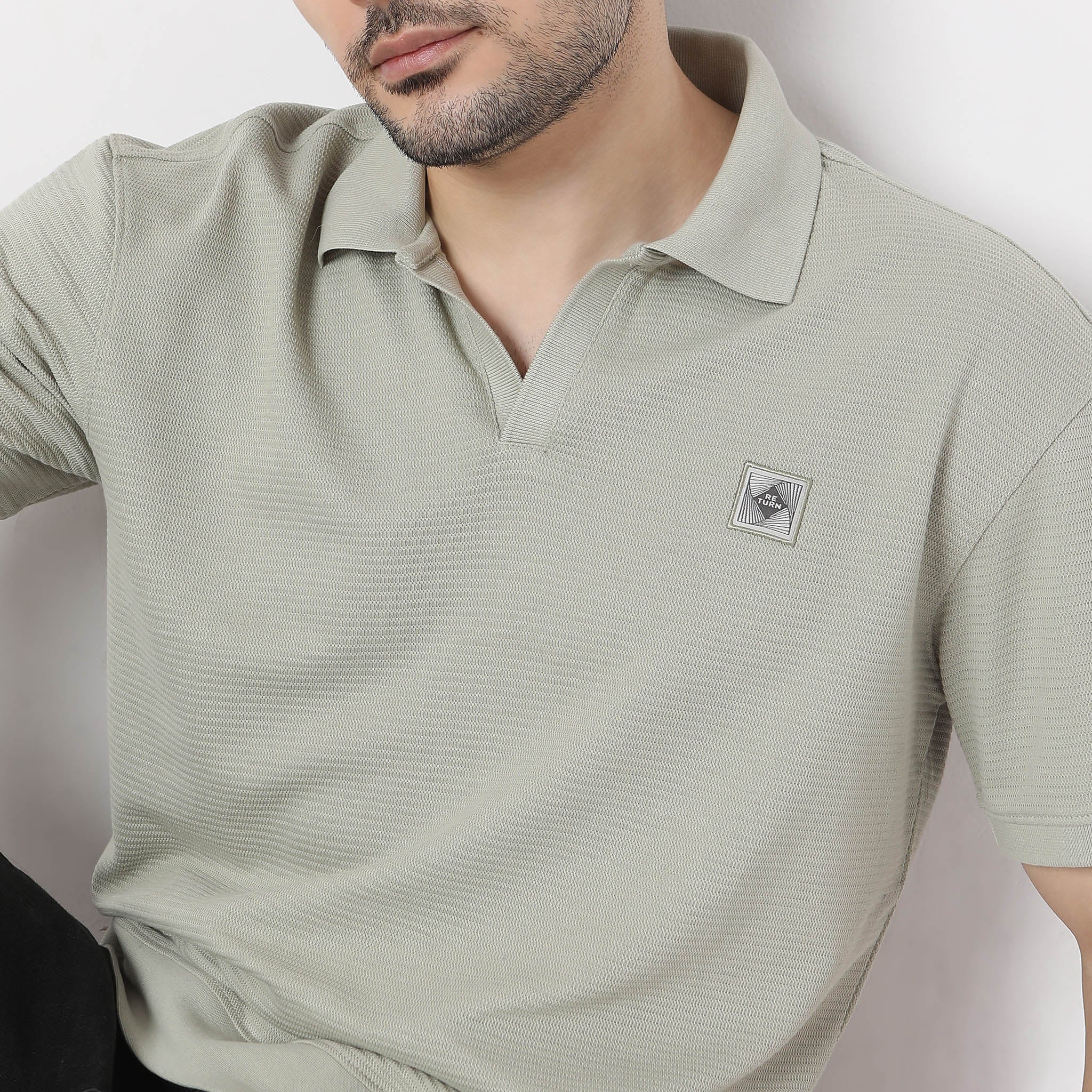 Jacquard Johnny Collar Island Polo T-Shirt - Image 10