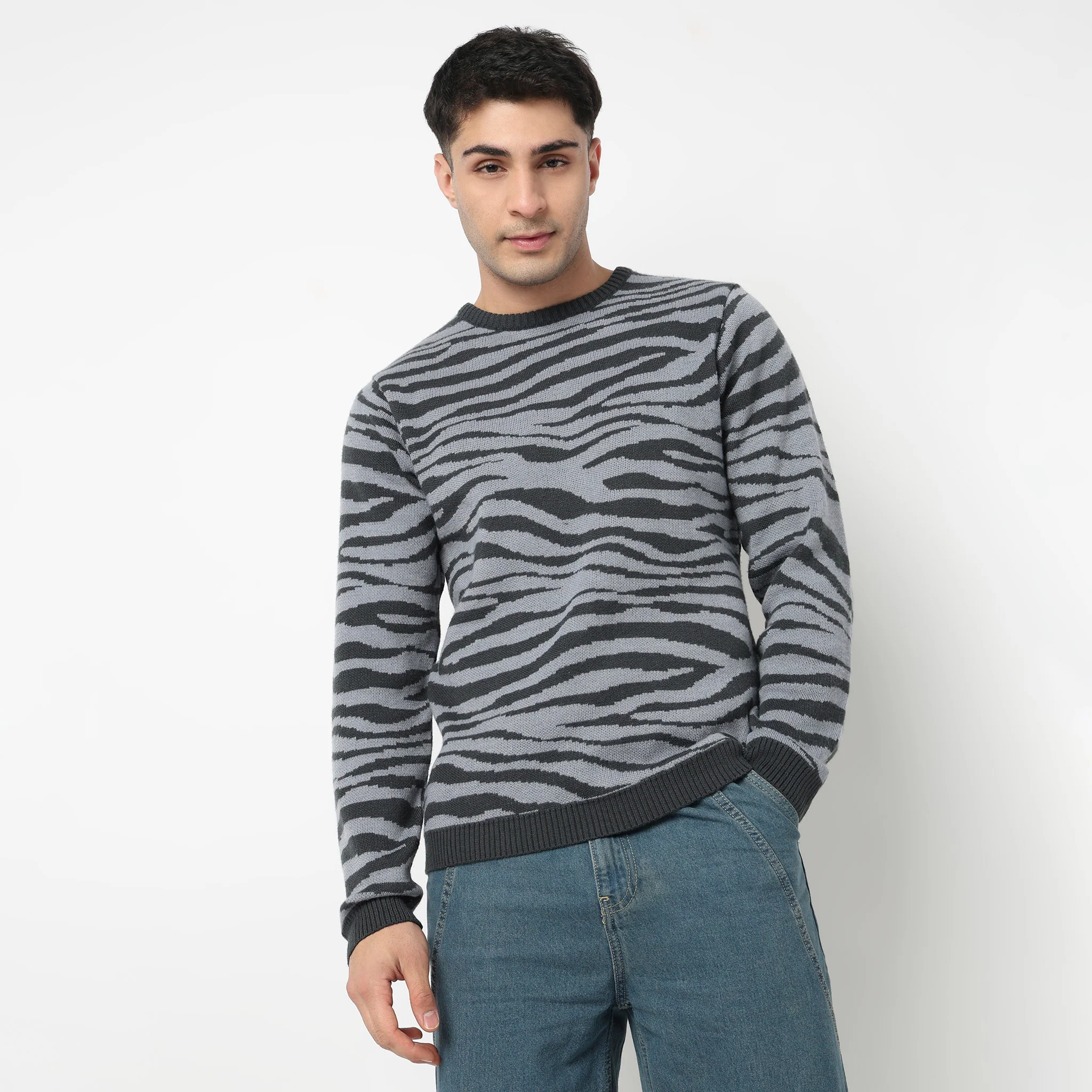 Jacquard Knitted Winter Sweater - Image 4