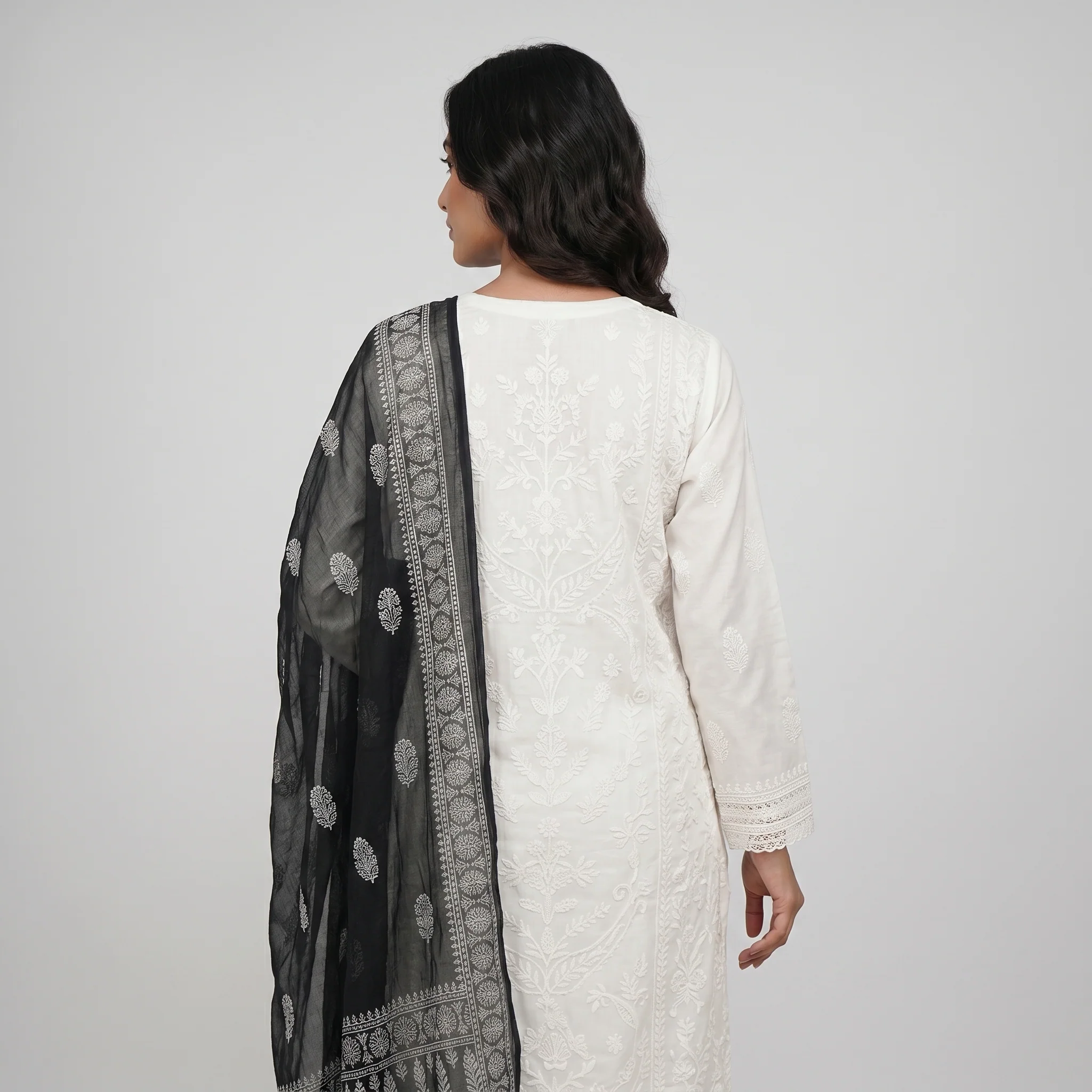 Khadi Printed Chiffon Dupatta - Image 3