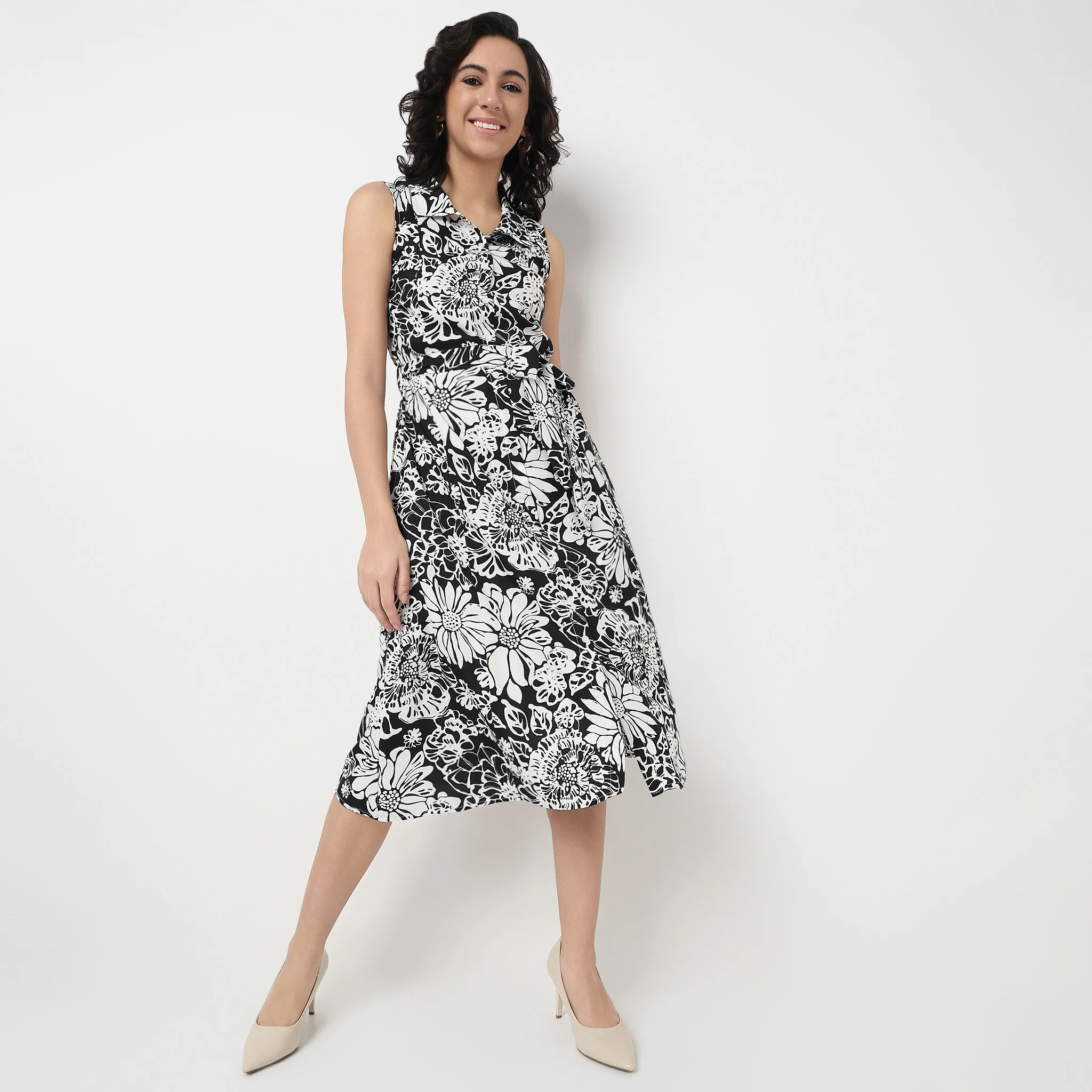 Isabella Flared Dress With Tie Up Belt - Image 6
