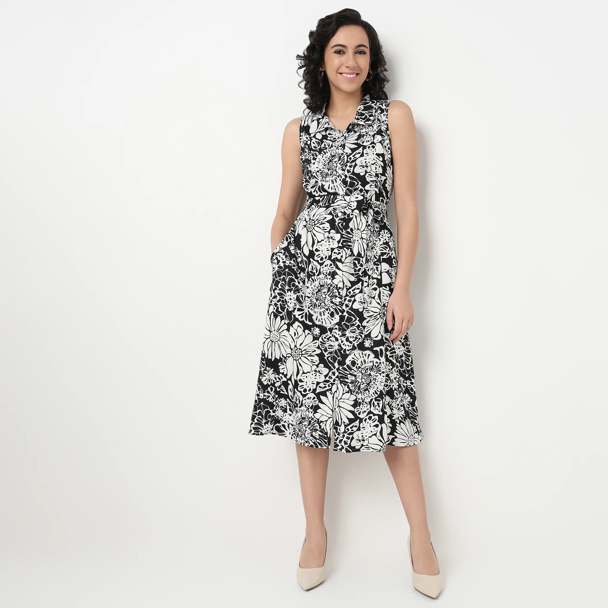 Isabella Flared Dress With Tie Up Belt - Image 7