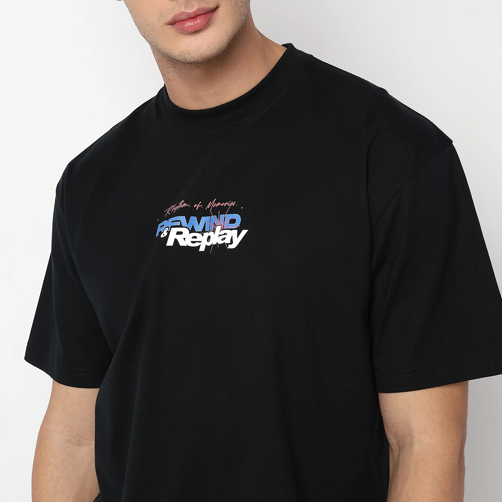 Oversize Cotton Graphic Karaoke T-Shirt - Image 4