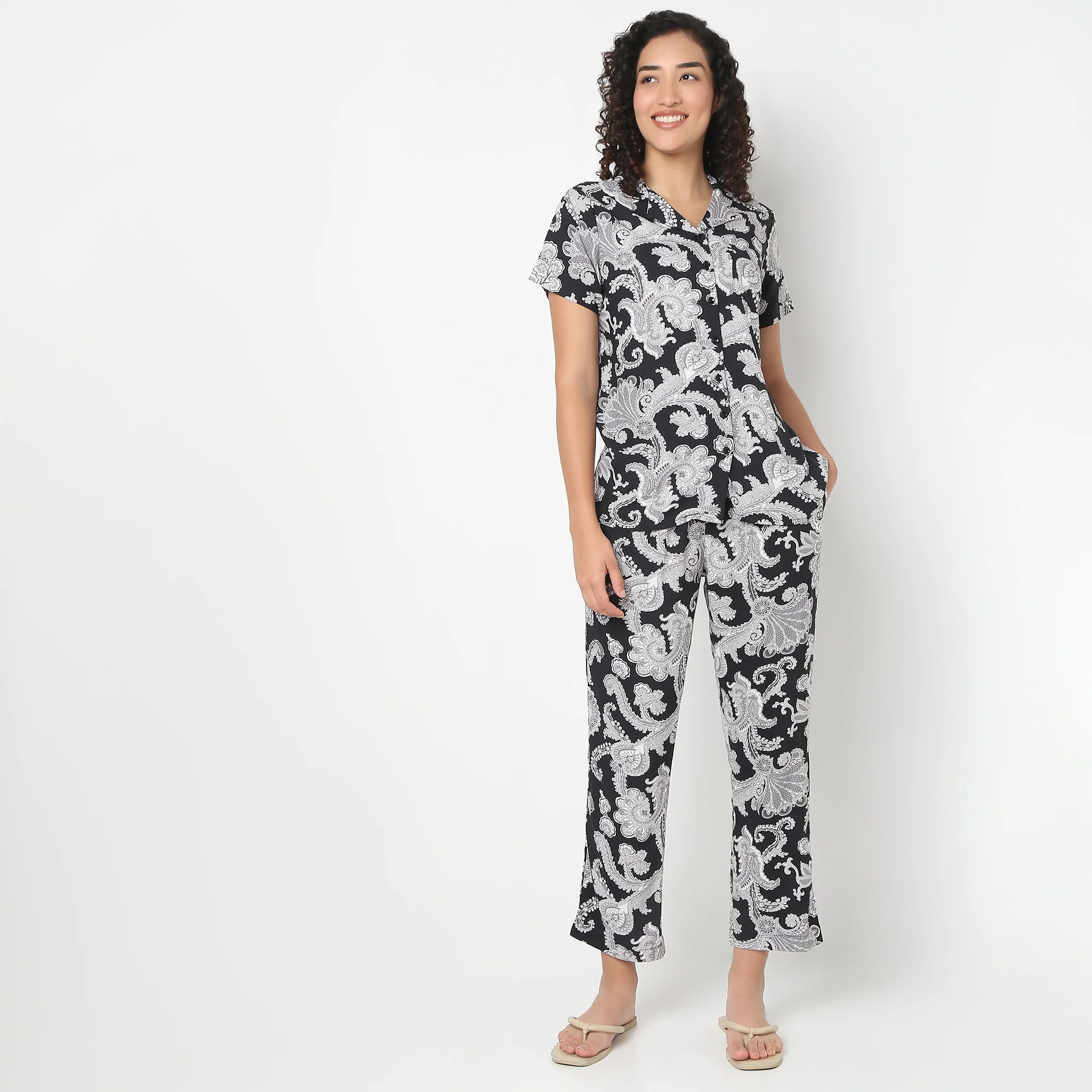 Loungewear Pyjama Set - Image 2