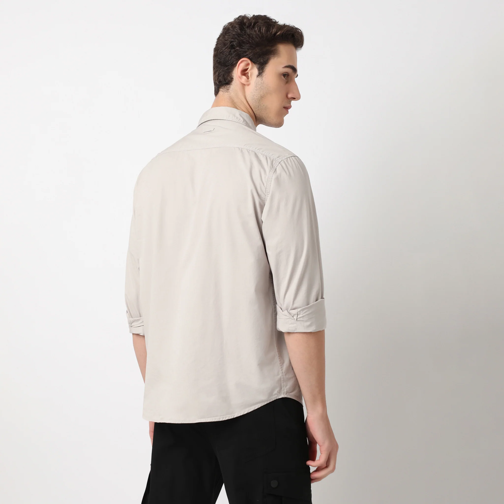 Modern Explorerᵉˣ Twin Pocket Slim Fit 100% Cotton Solid Shirt - Image 18