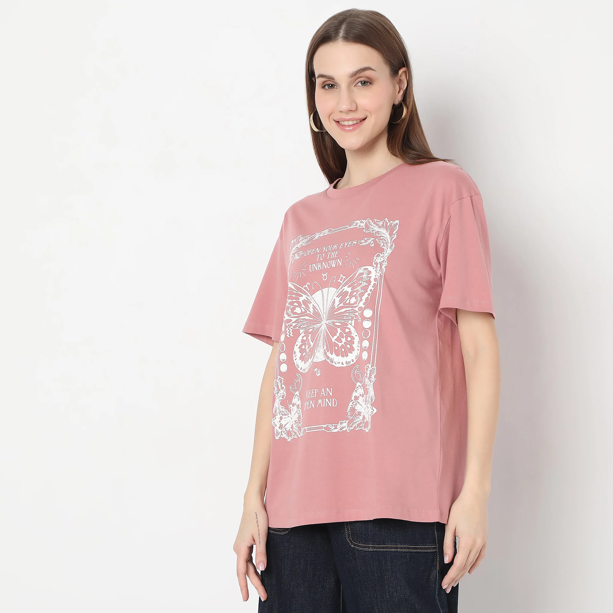 Oversize Butterfly Print Graphic T-Shirt - Image 4