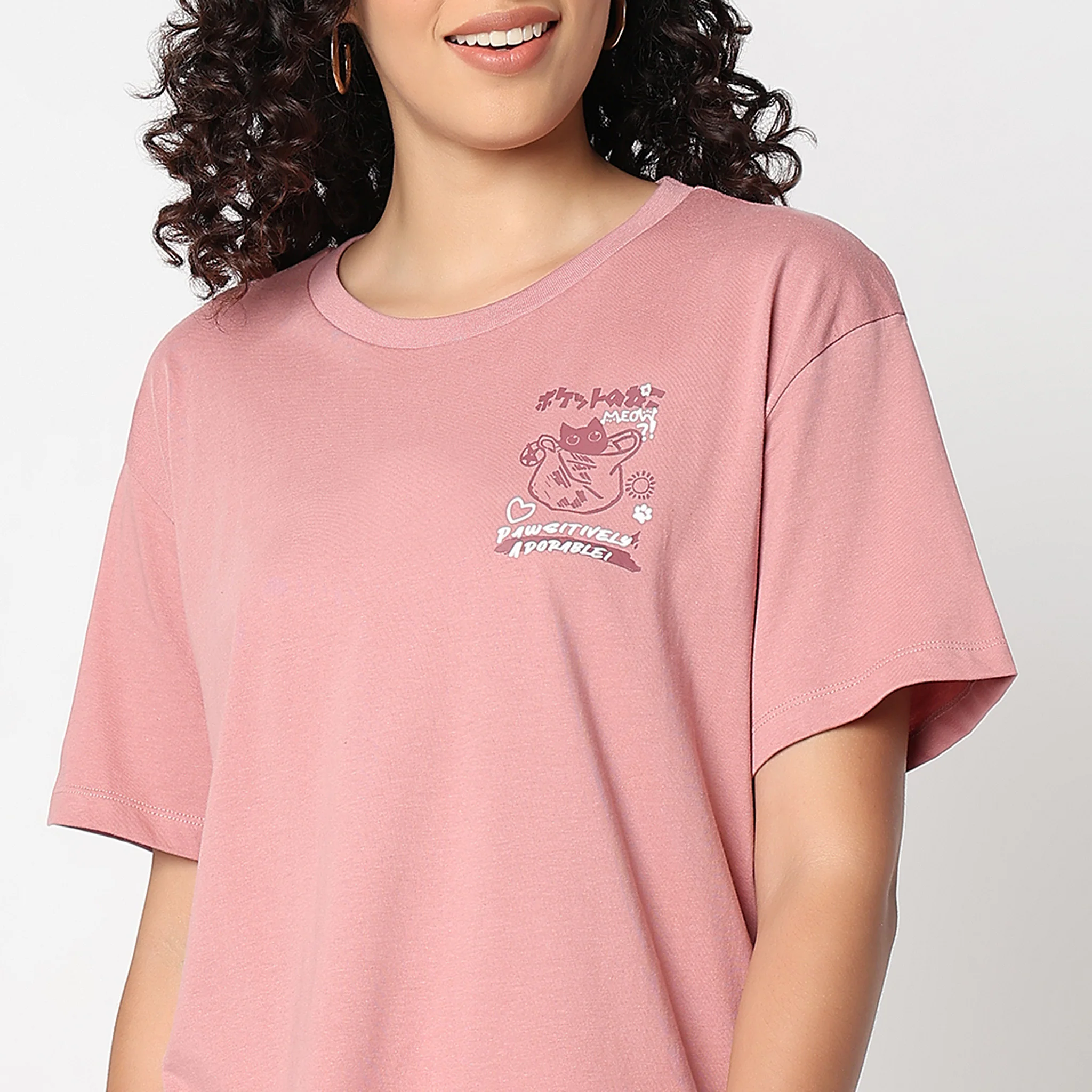 Betty Oversized Front Graphic T-Shirt - Image 9