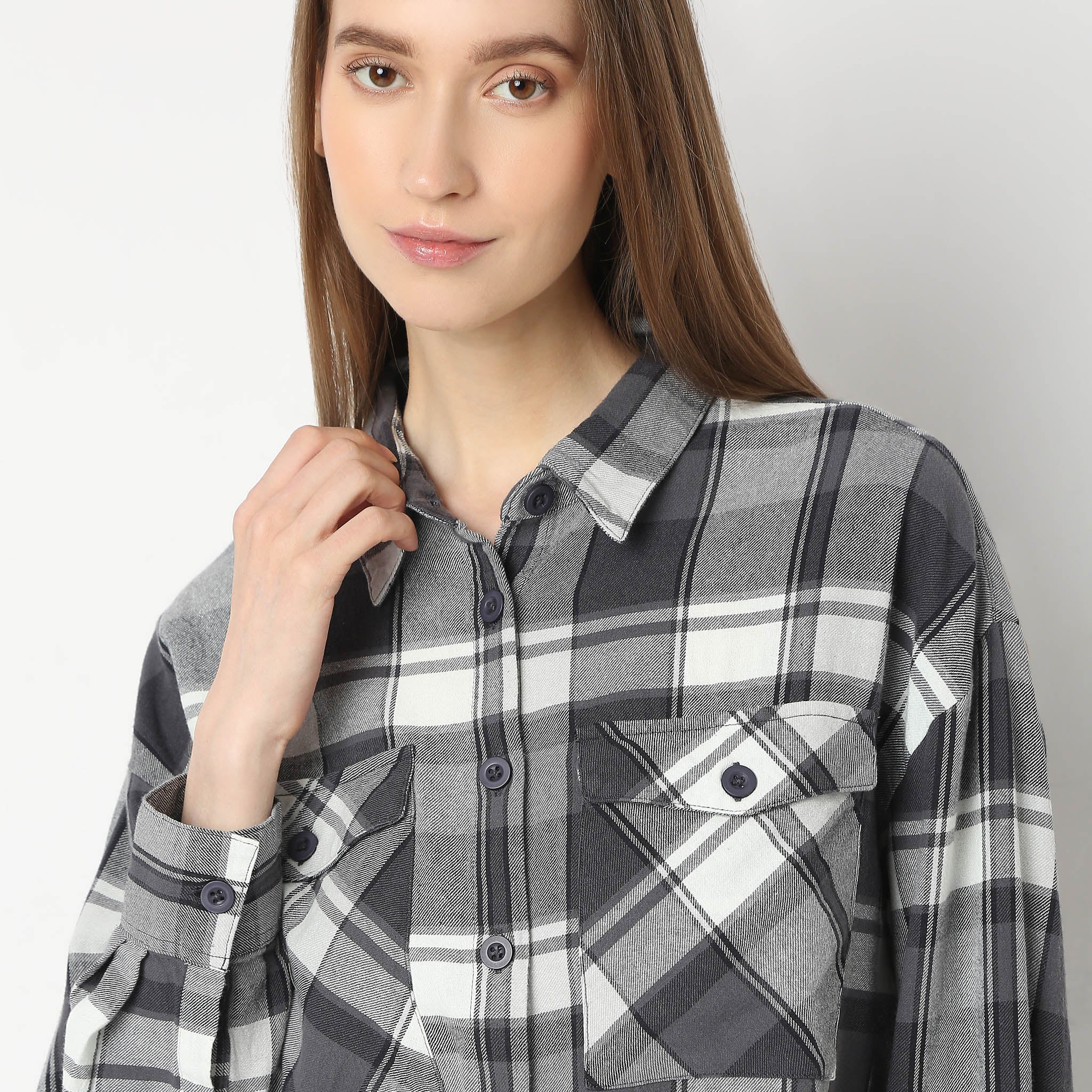Oversize Checkered Shirt - Image 4