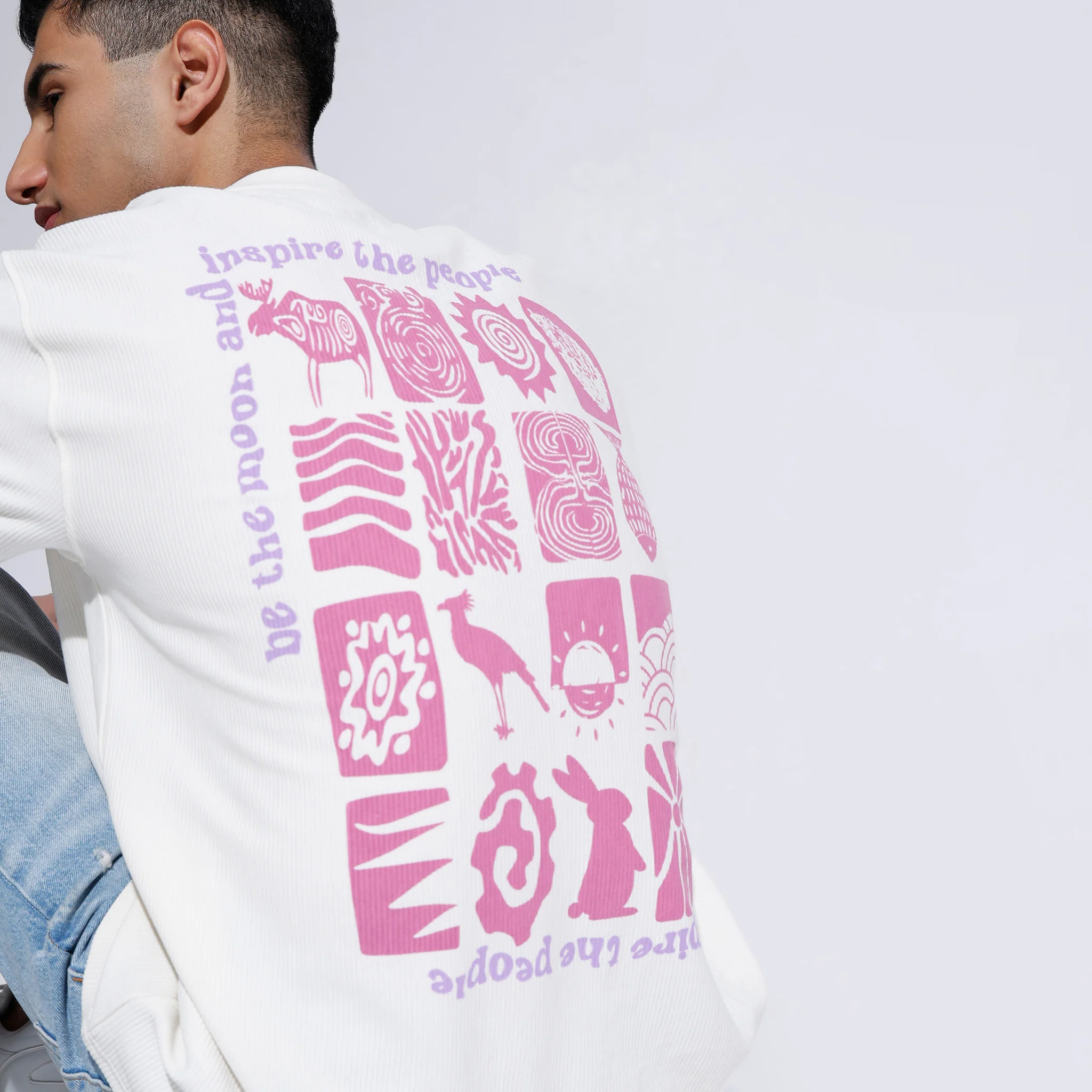 Oversize Graphic Crew Neck Karaoke T-Shirt - Image 5