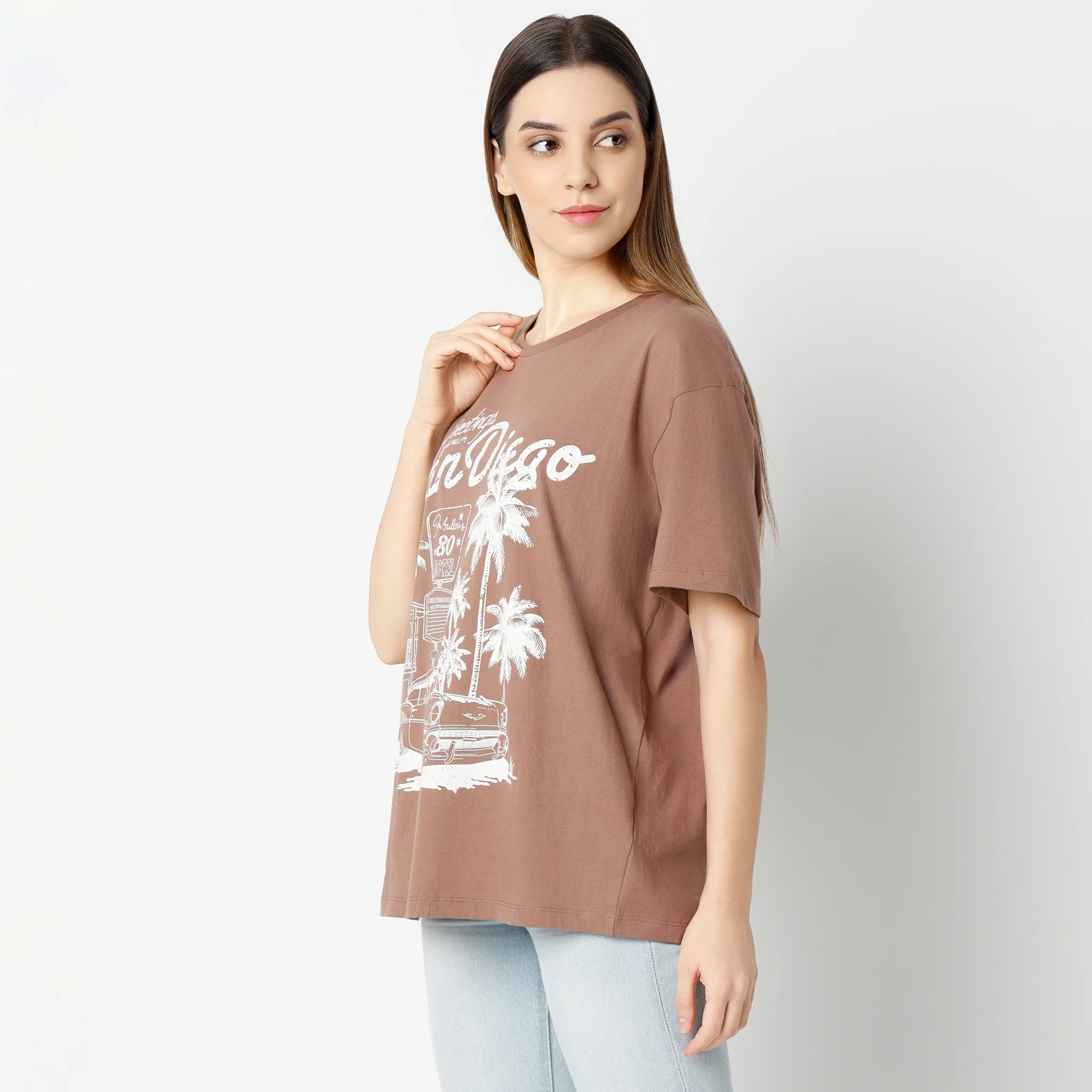 Oversize Graphic Round Neck Short Sleeve Made With Comfortable Fabric T-Shirt - Image 4