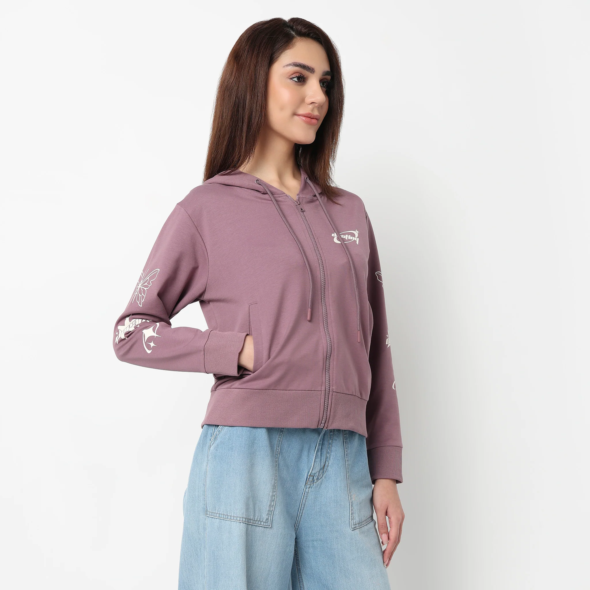 Oversize Graphic Sweatshirt With Applique Work On Chest - Image 5