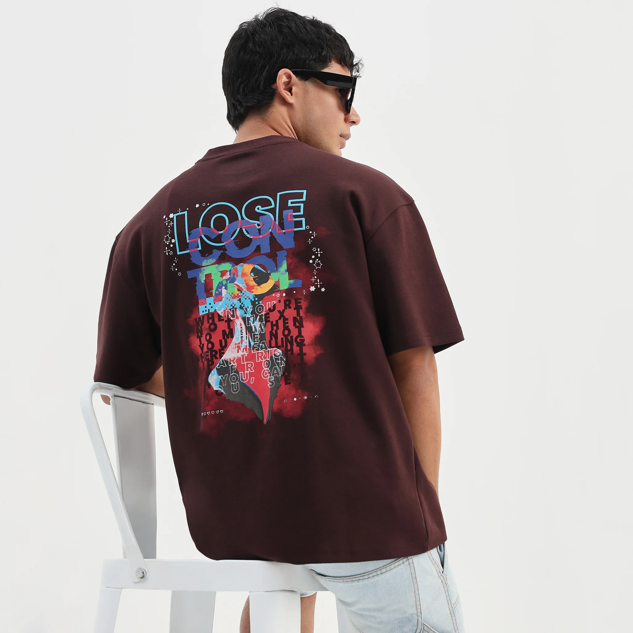 Oversize Graphic T-Shirt - Image 3