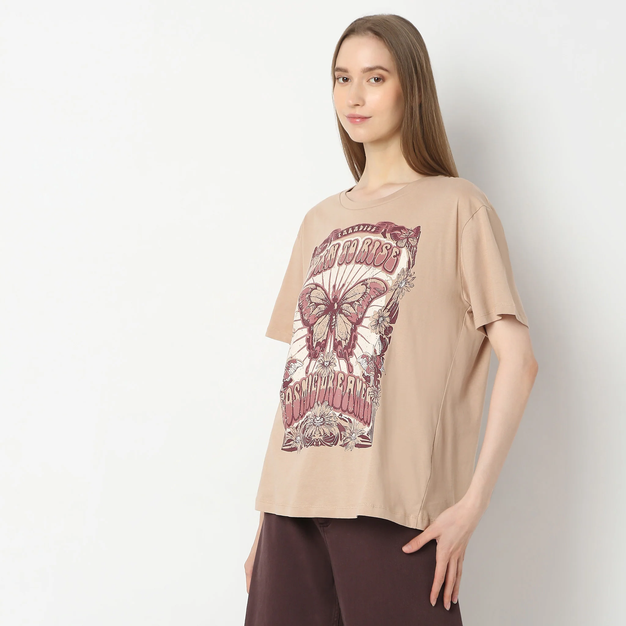 Oversize Graphic T-Shirt - Image 4
