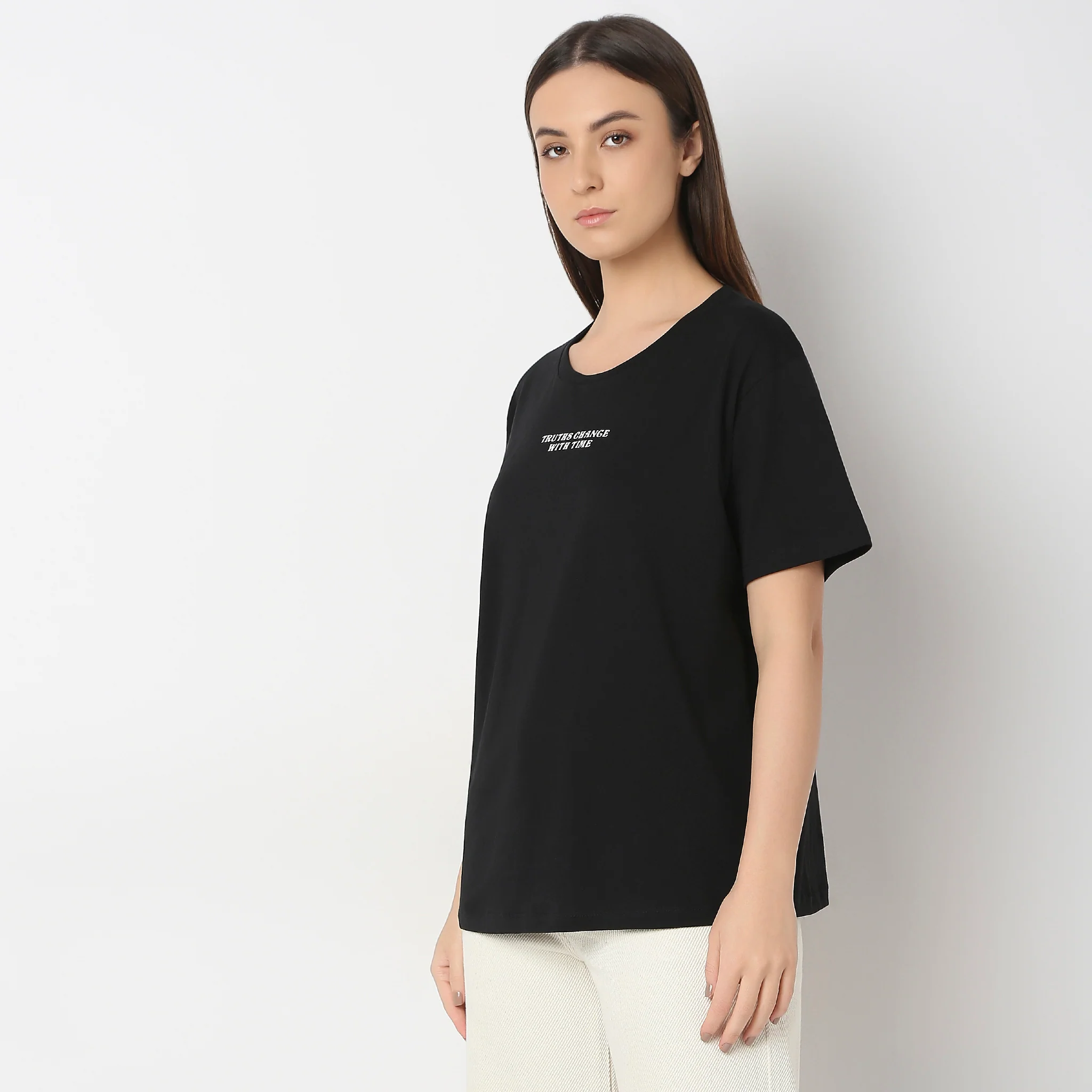 Oversize Graphic T-Shirt - Image 4