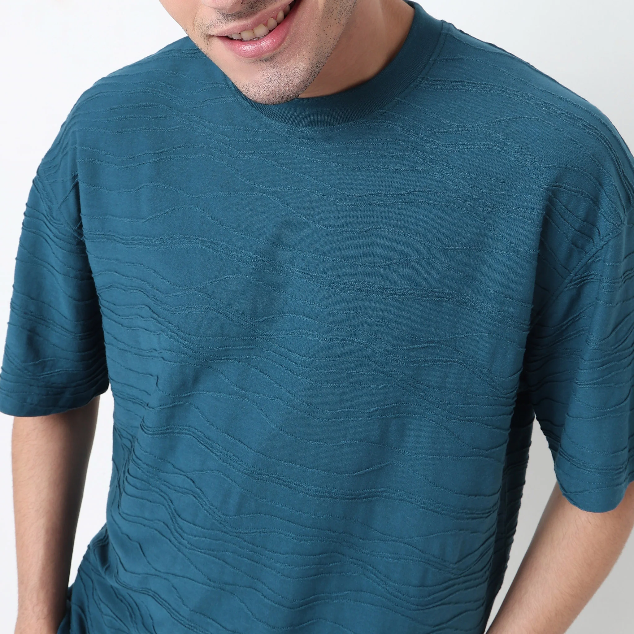 Crew Neck Structured Baggy T-Shirt - Image 4