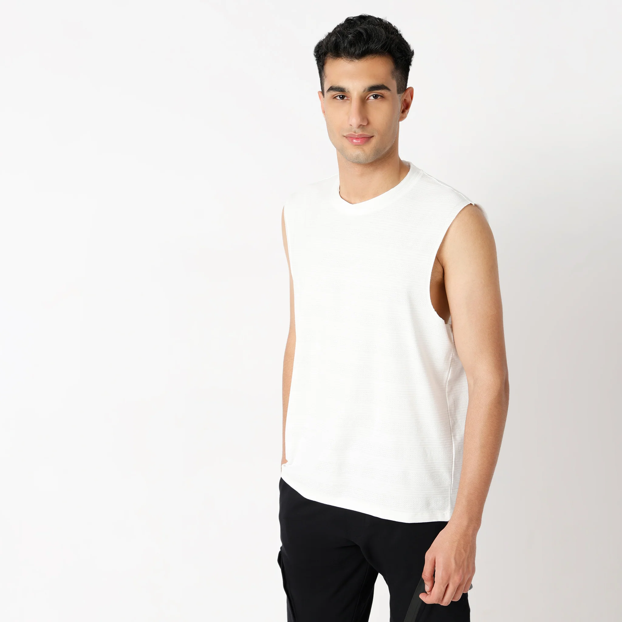 Oversize Structured Crew Neck Sleeveless Baggy T-Shirt - Image 4
