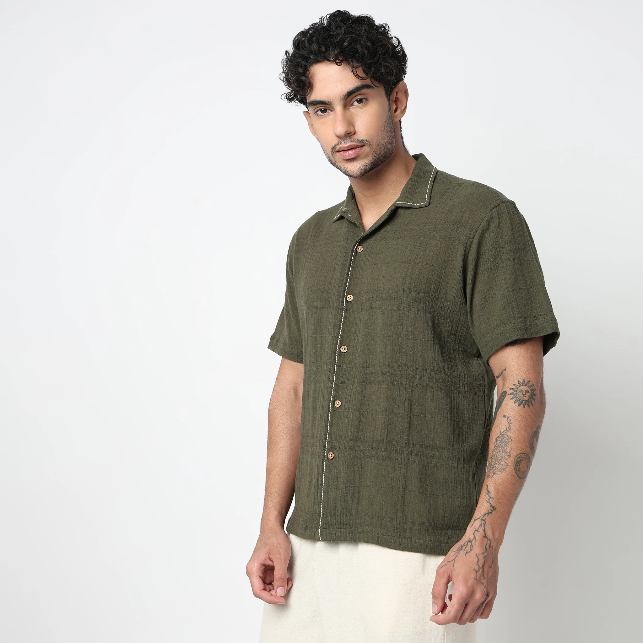 Point Down Embroidered Shirt - Image 9