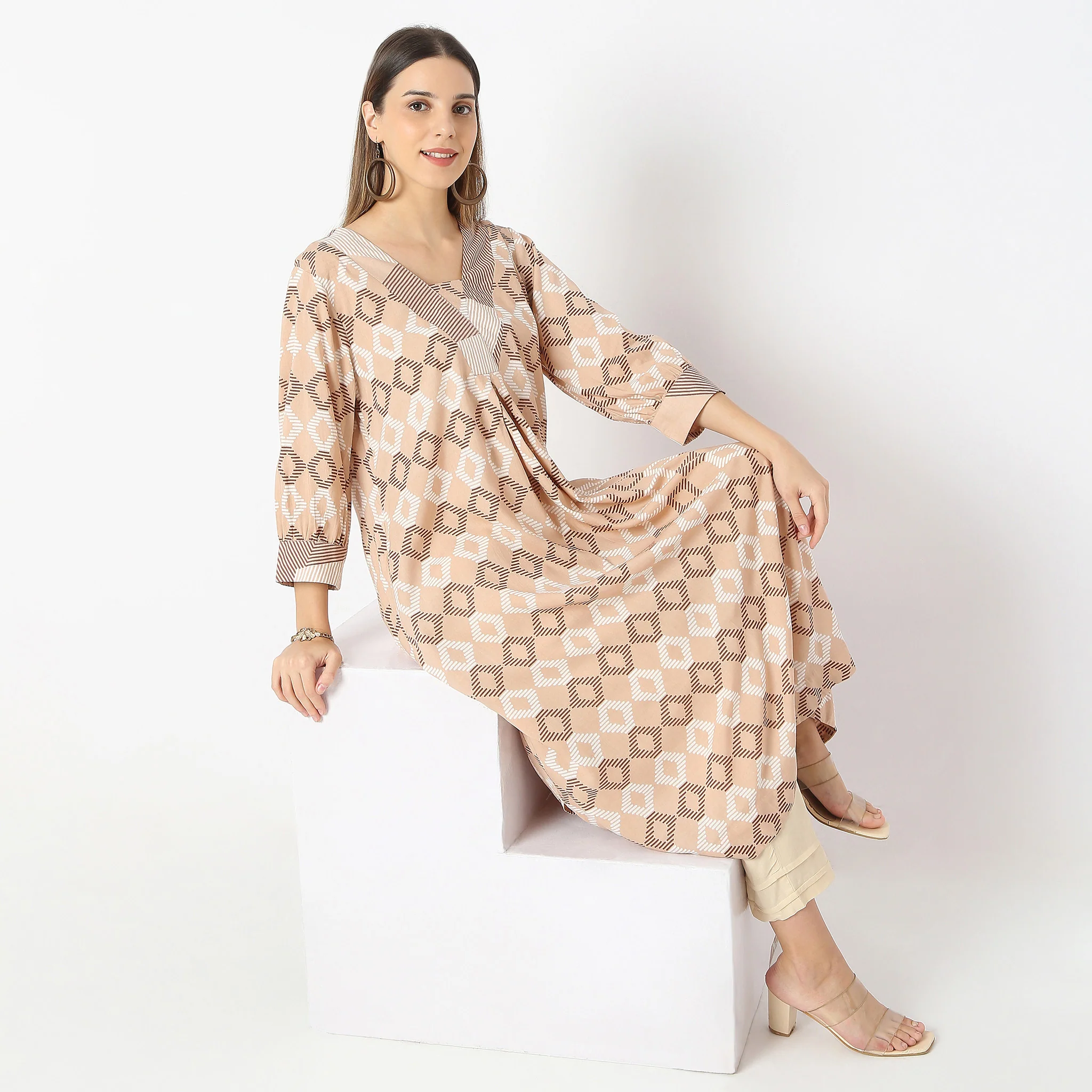 Prinetd Below Knee V-Neck Flared Kurta