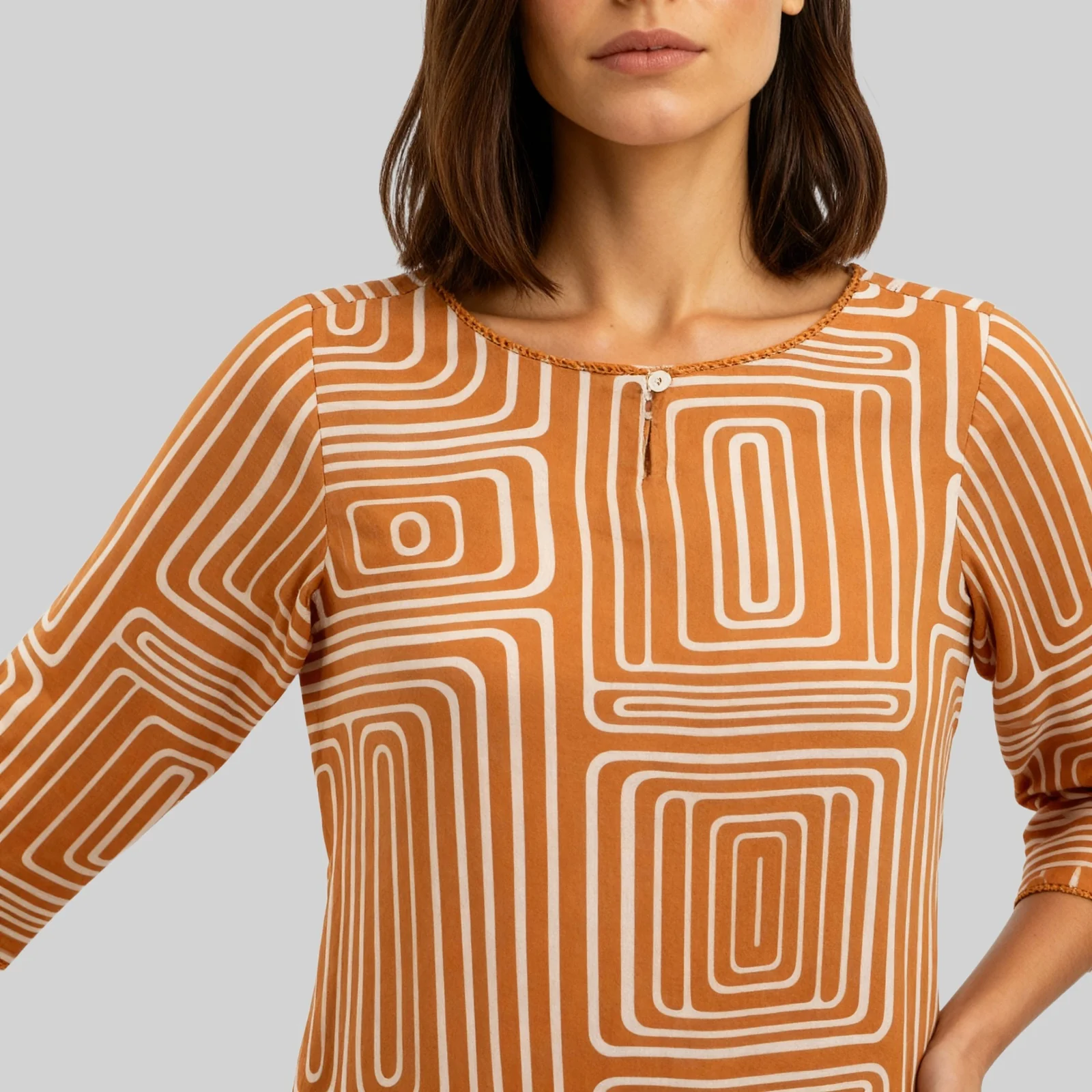 Printed Boat Neck Short Kurta - Image 4