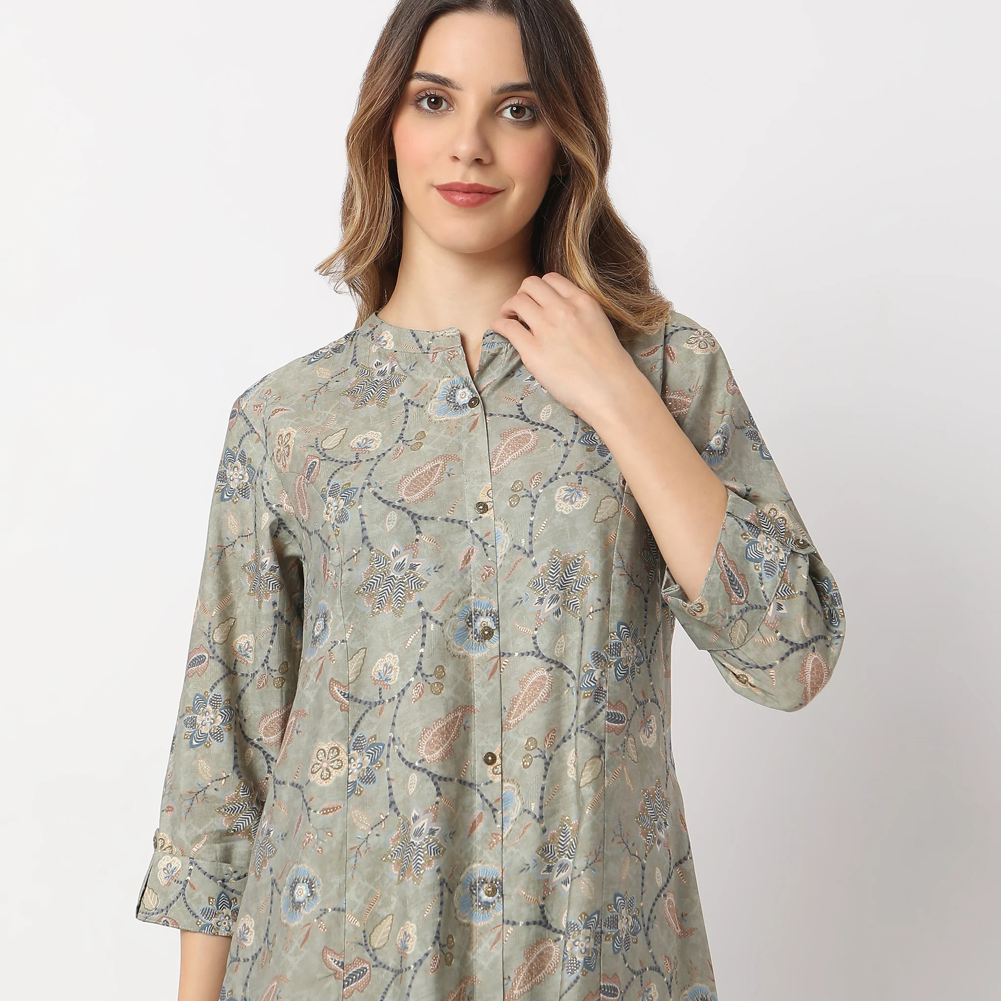 Printed Calf Length Camp Collar A Line Kurta With Pant Set - Image 4