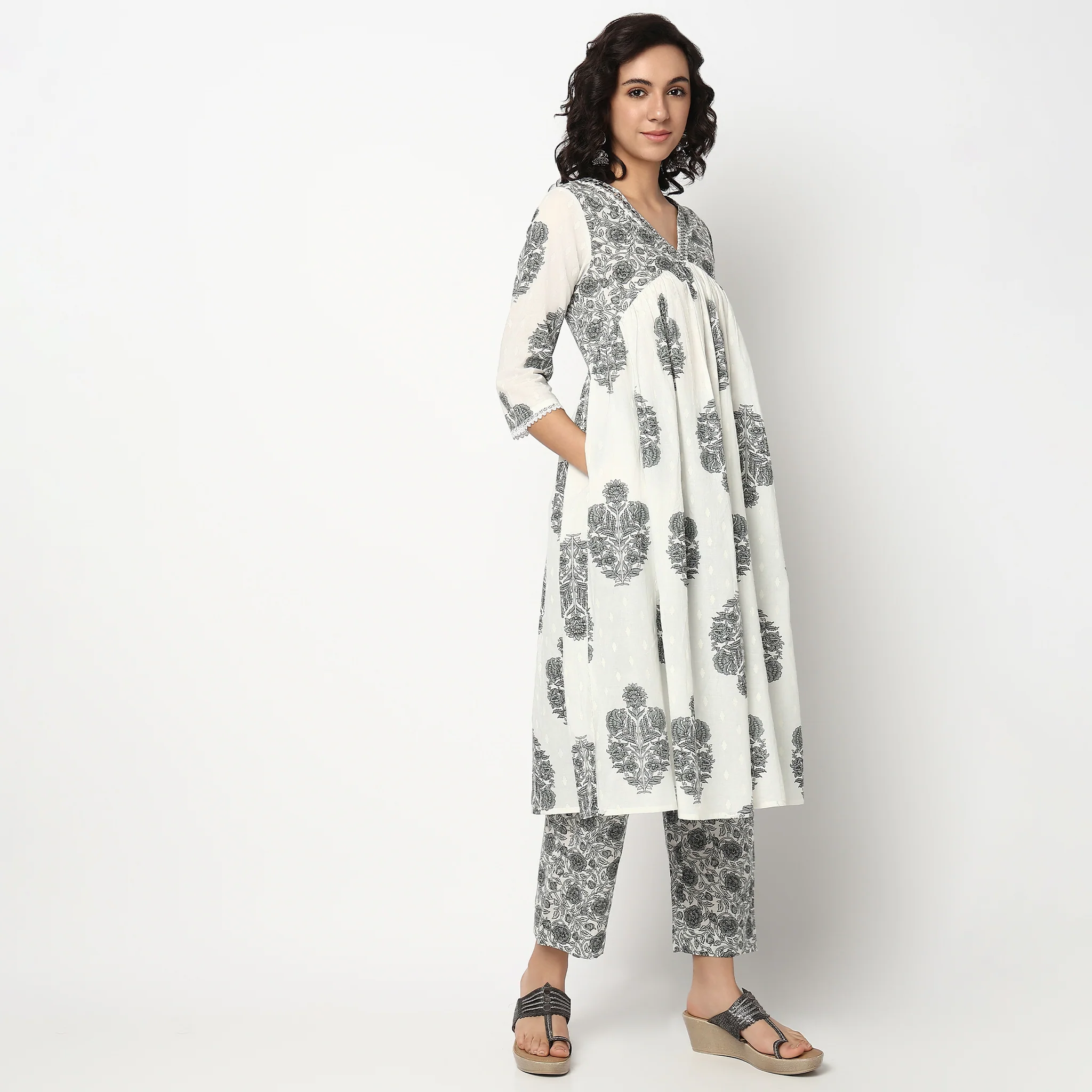 Printed Cotton V-Neck Kurta Set with Dupatta - Image 7