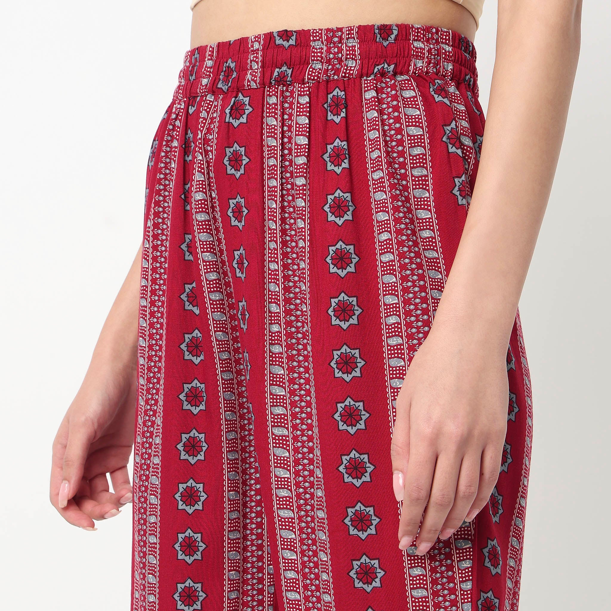 Printed Crew Neck Straight Kurta with Pant Set - Image 7