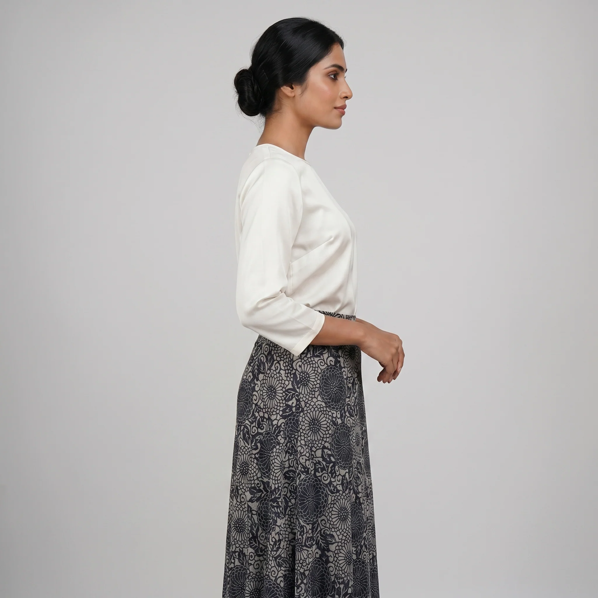 Printed Flare Fit High Rise Skirt - Image 2