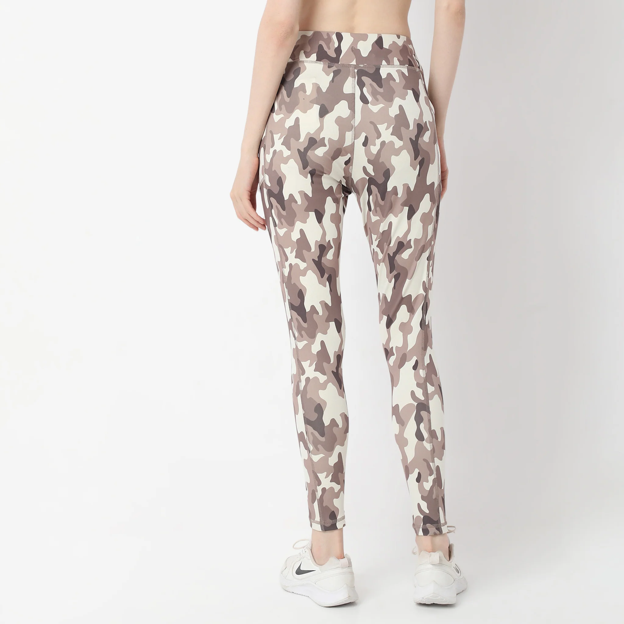 Printed Full Length Slim Fit High Rise Trackpants - Image 3