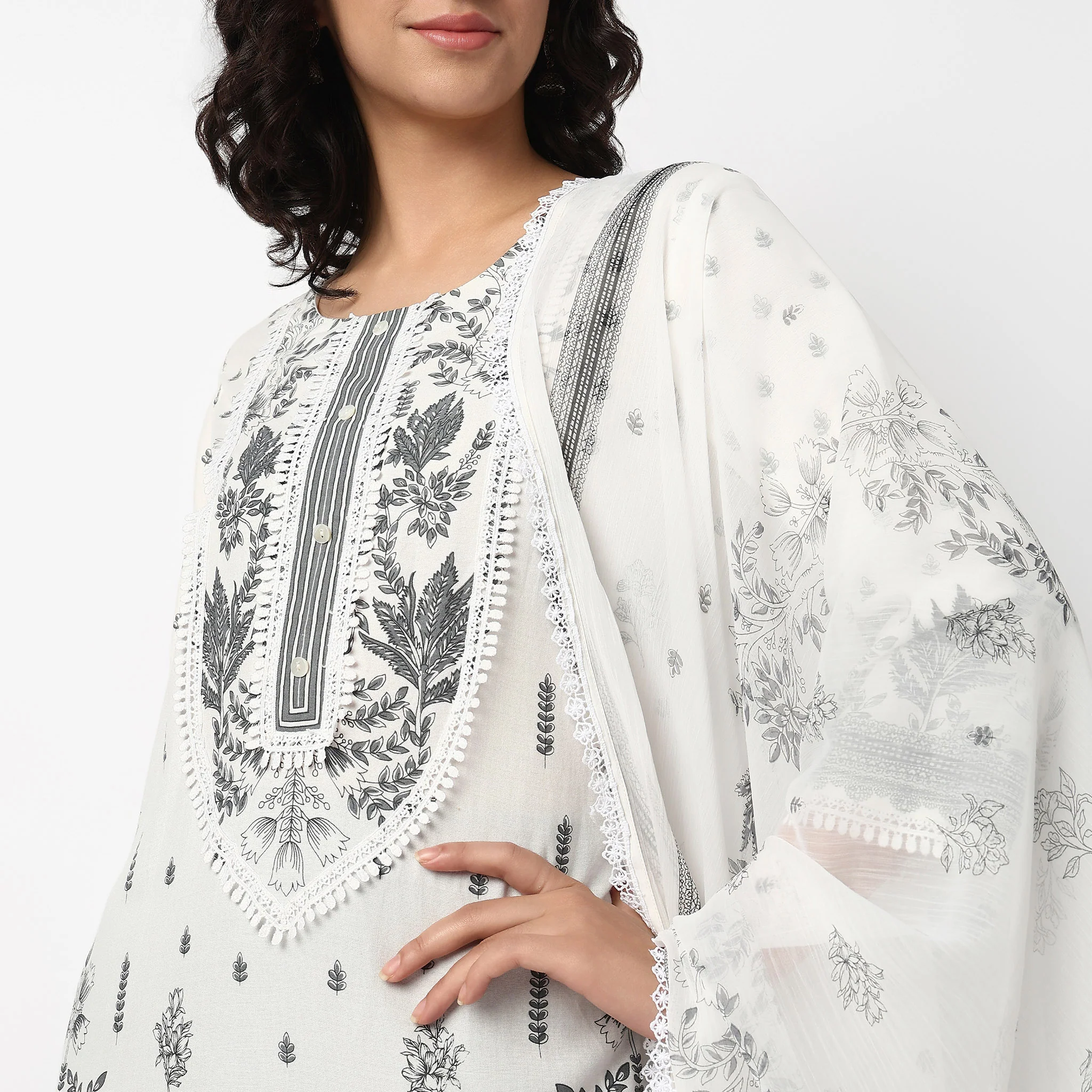 Printed Kurta Set with Dupatta - Image 5