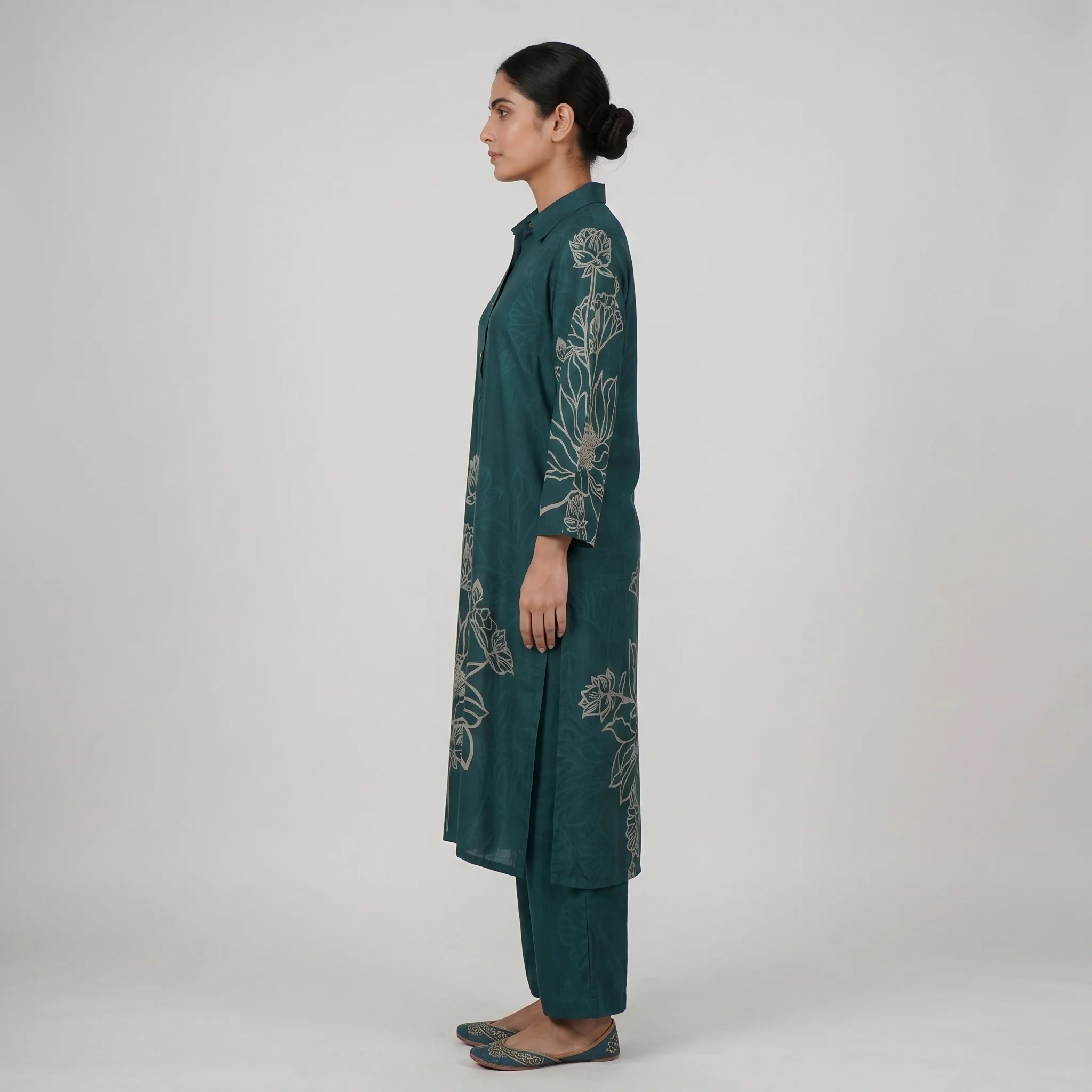 Printed Kurta with Pant Set - Image 2