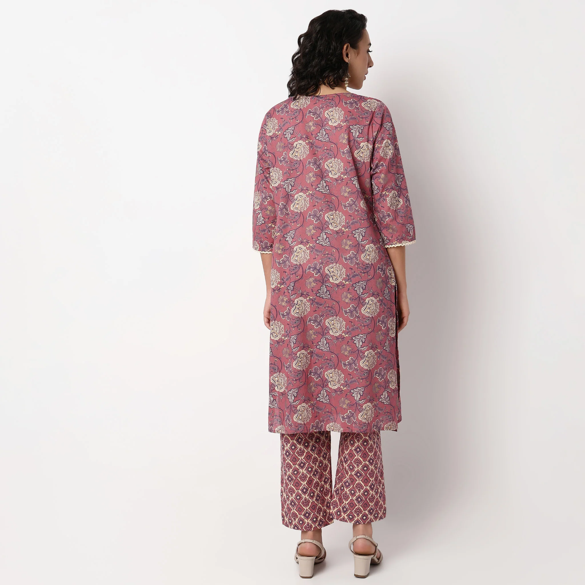 Printed Round Yoke Kurta - Image 3