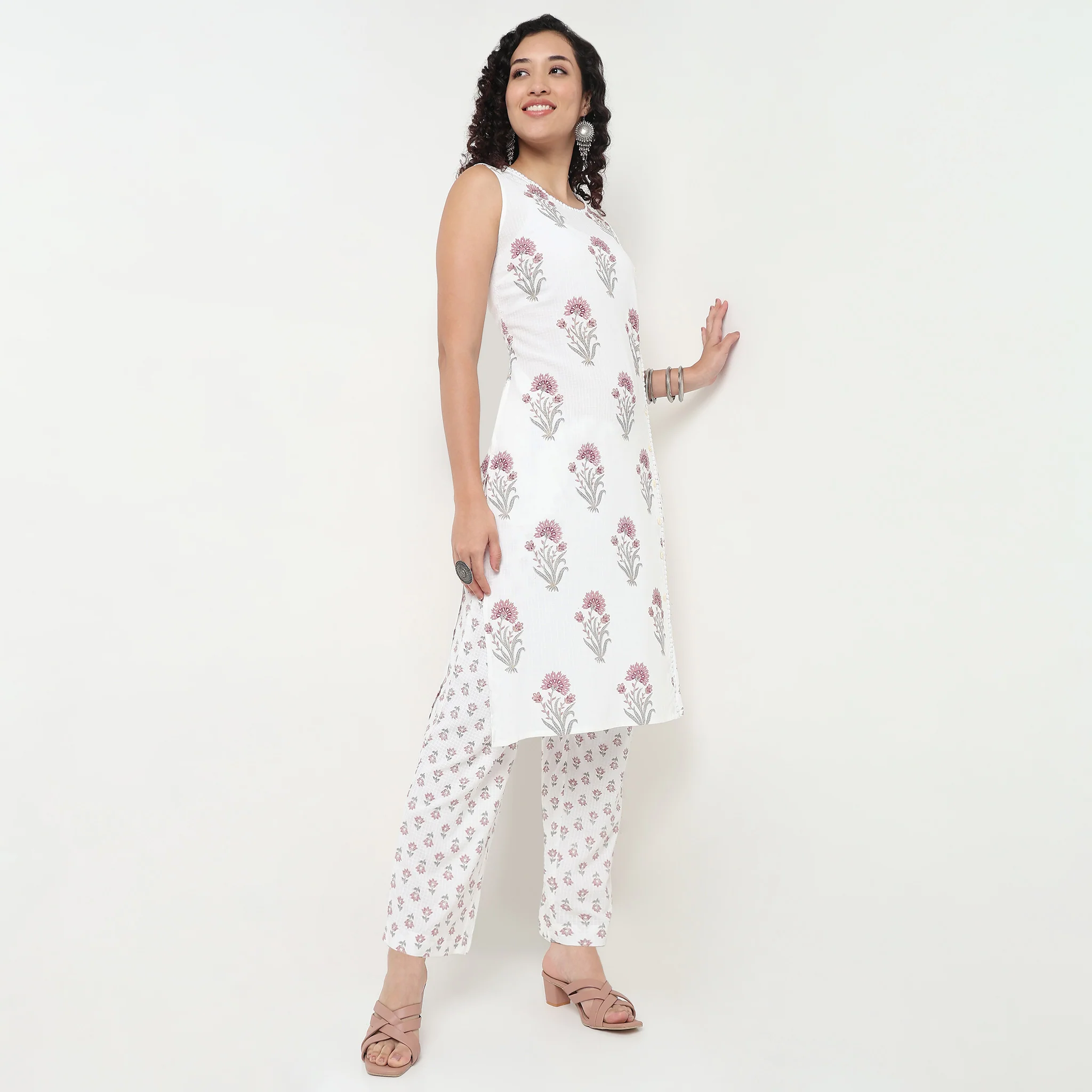 Printed Straight Fit High Rise Pants