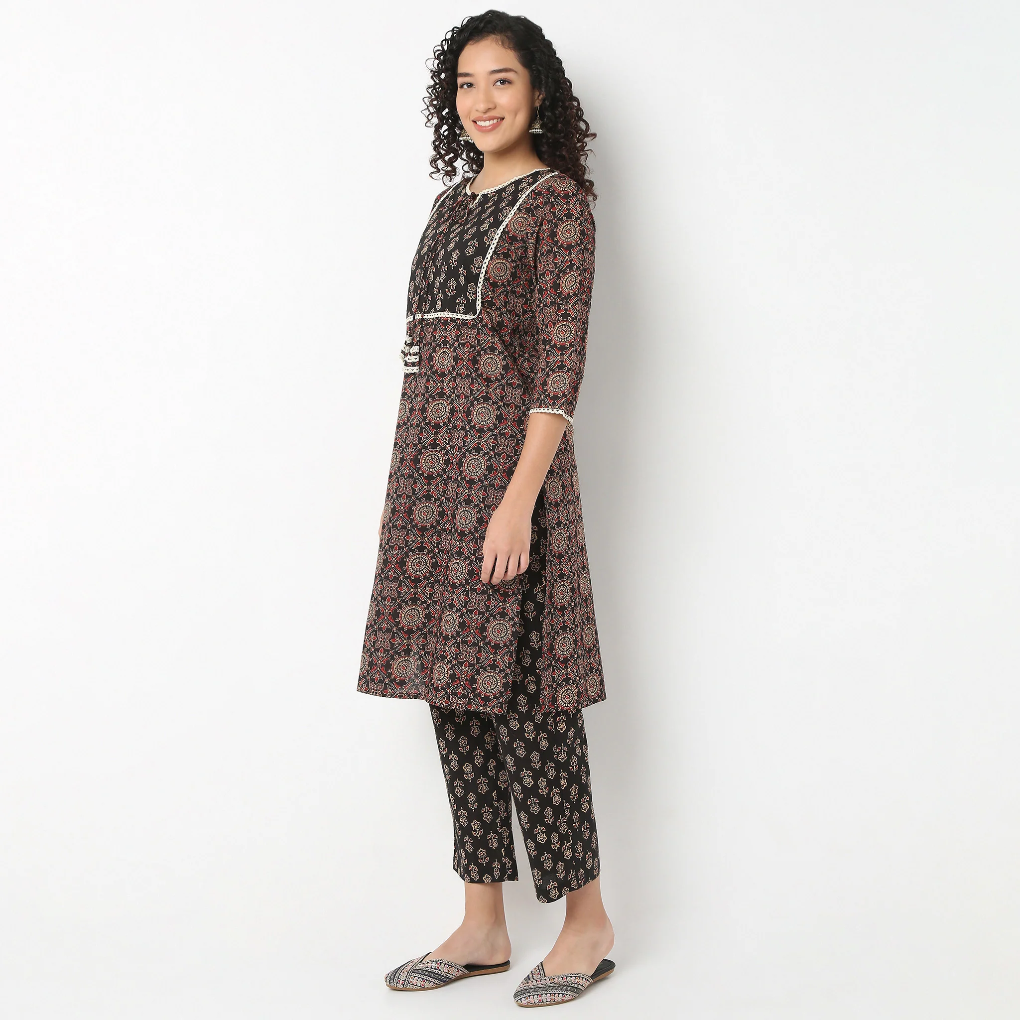 Printed Straight Kurta With Pant Set - Image 5