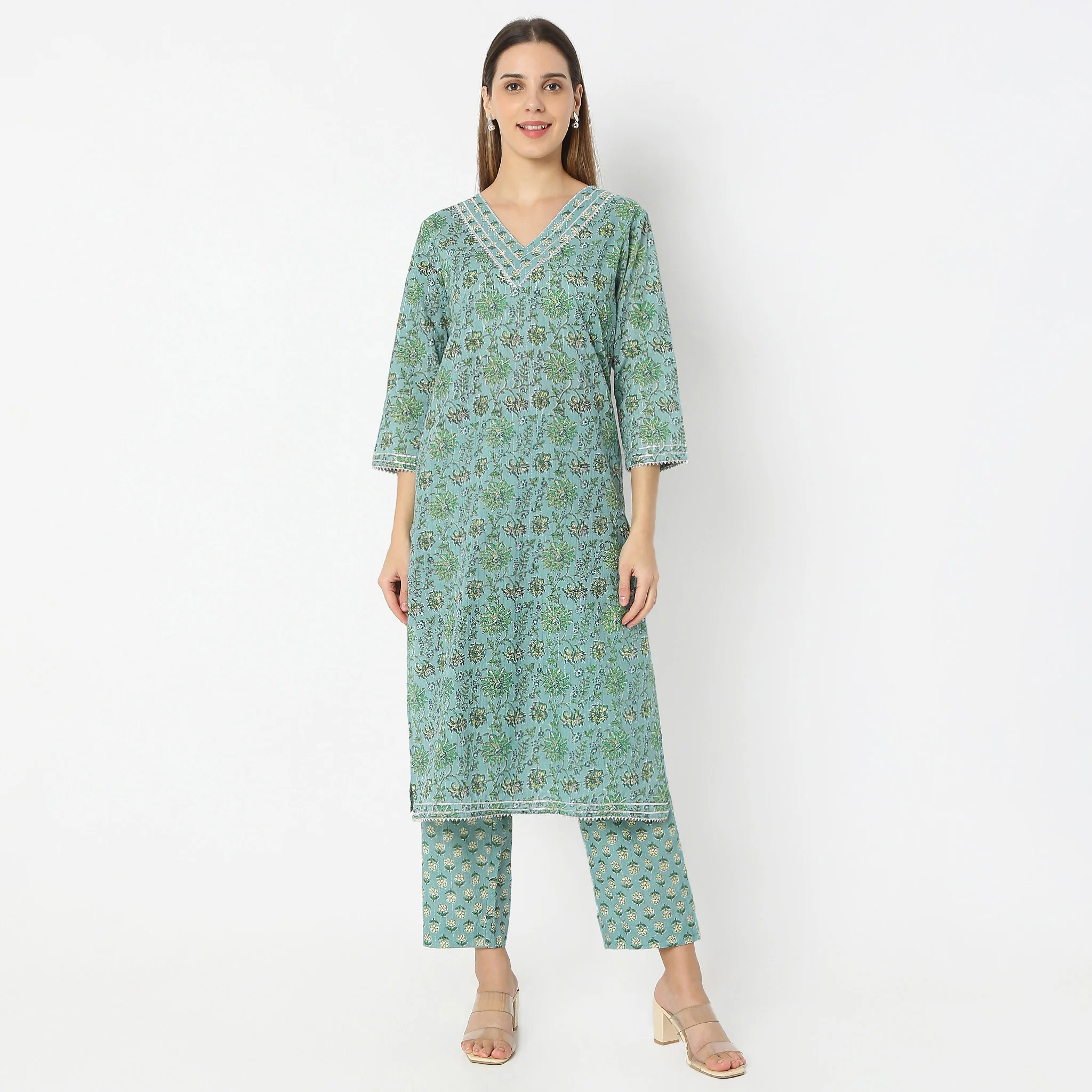 Printed V-Neck Handcrafted Elegance Flare Fit Kurta And Pant With Dupatta Set - Image 2